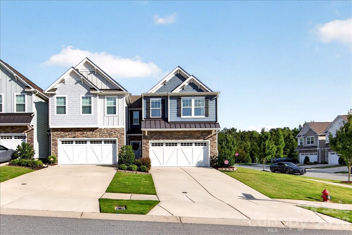 7585 Hartsfield Drive Property Photo 1