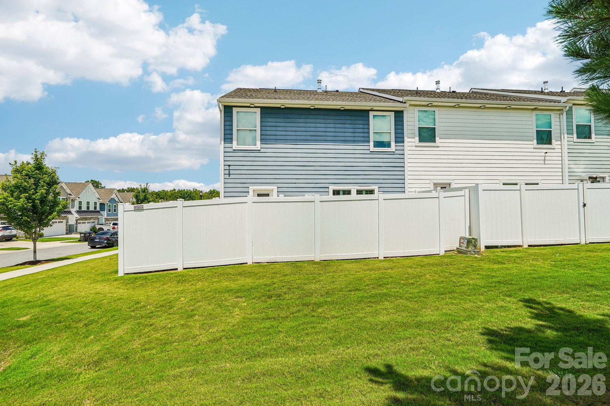 7585 Hartsfield Drive Property Photo 43