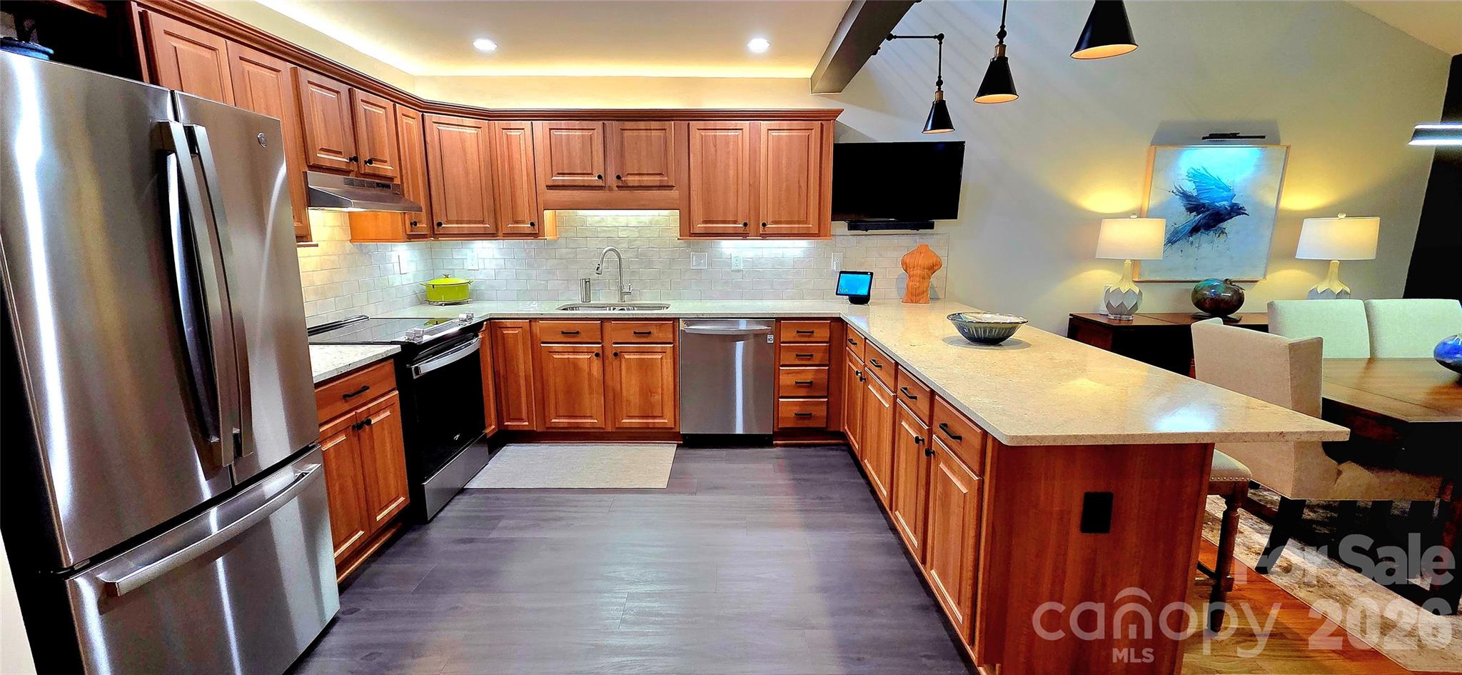 308 Woodfield Drive Property Photo 8