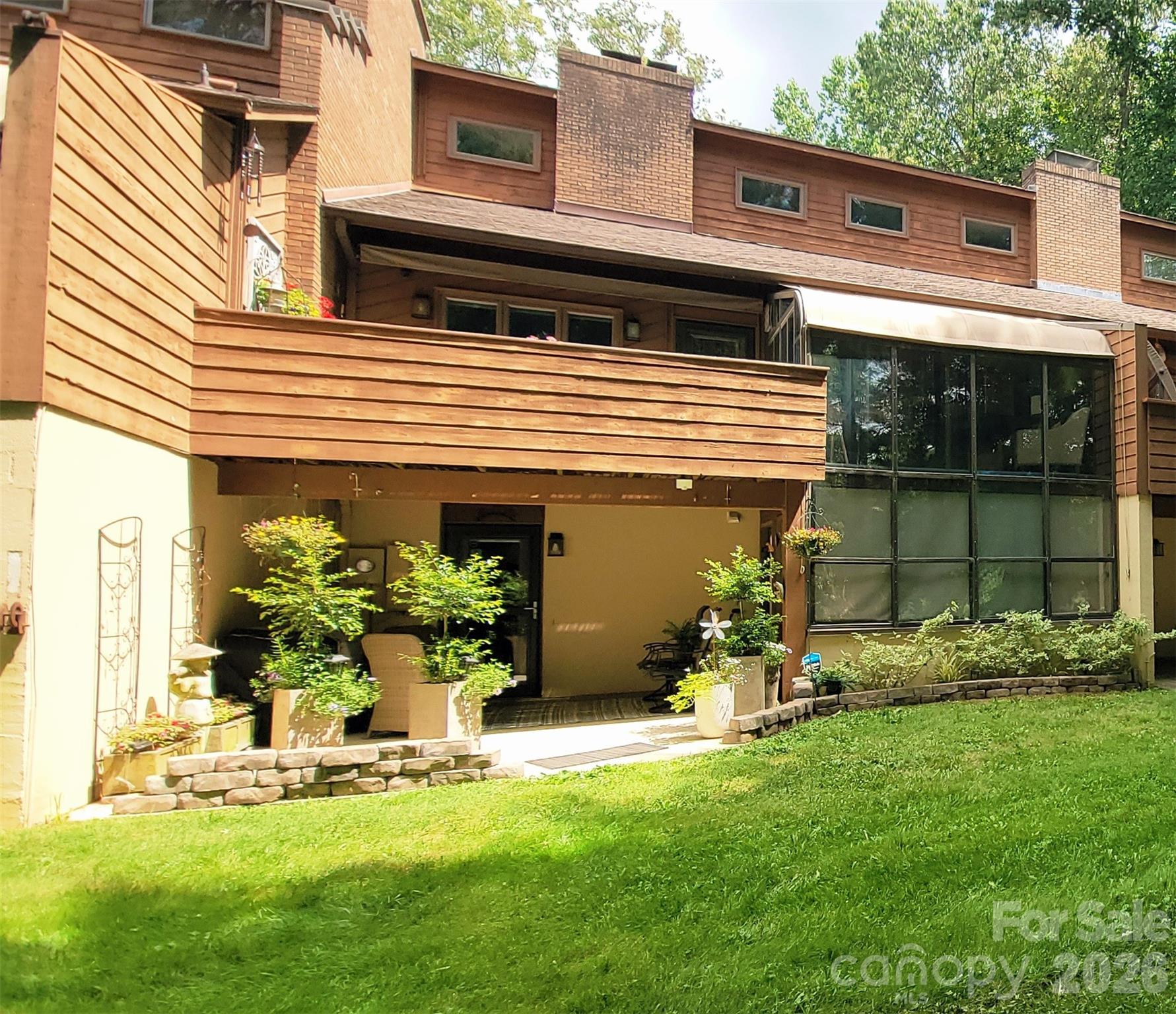 308 Woodfield Drive Property Photo 42