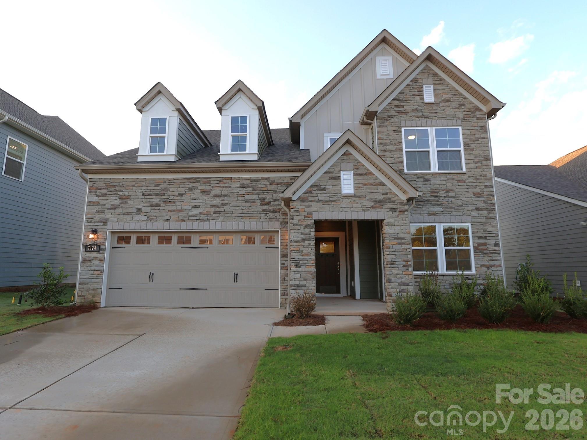 7124 Helmans Drive Property Photo 1