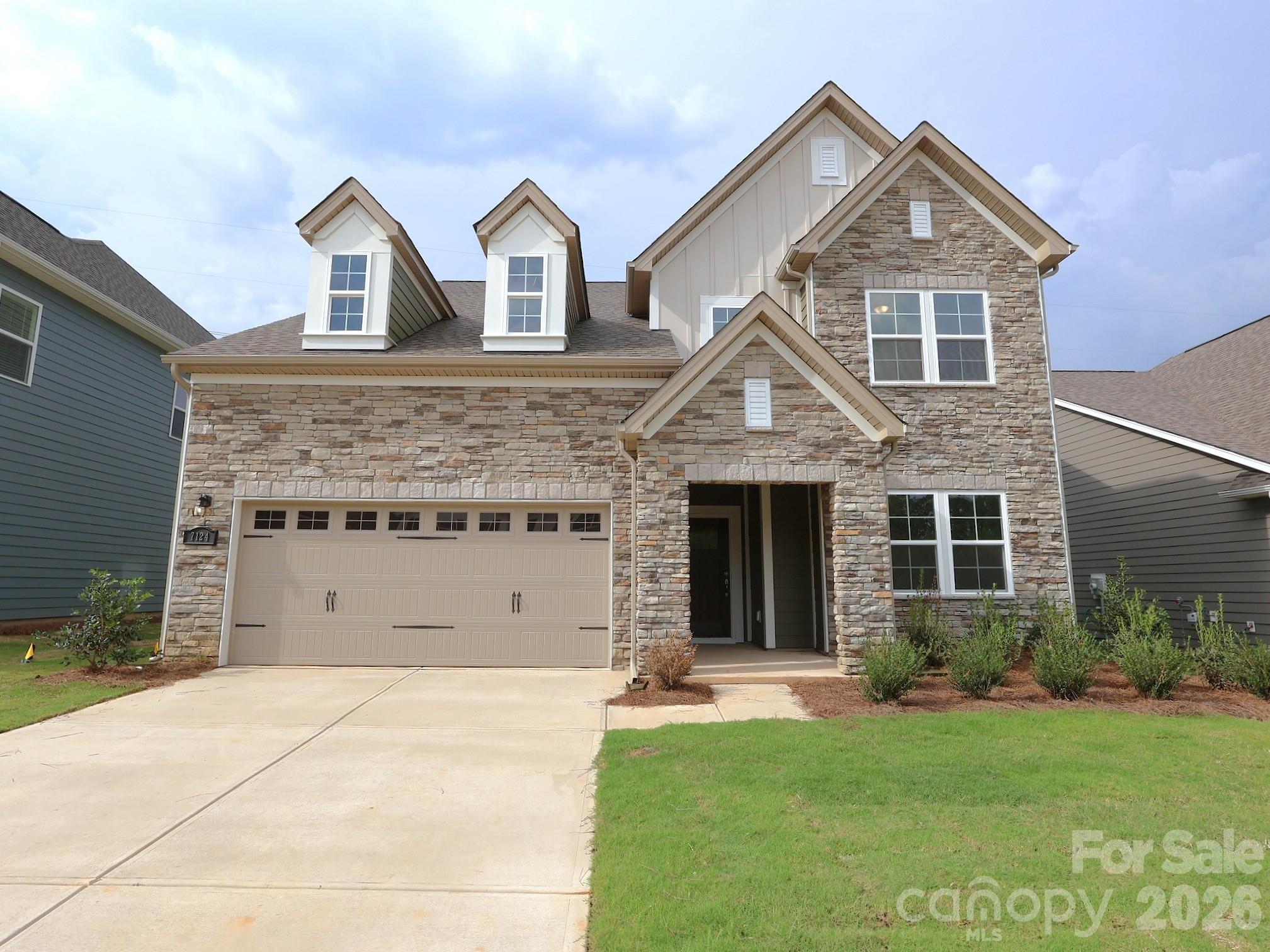 7124 Helmans Drive Property Photo 1
