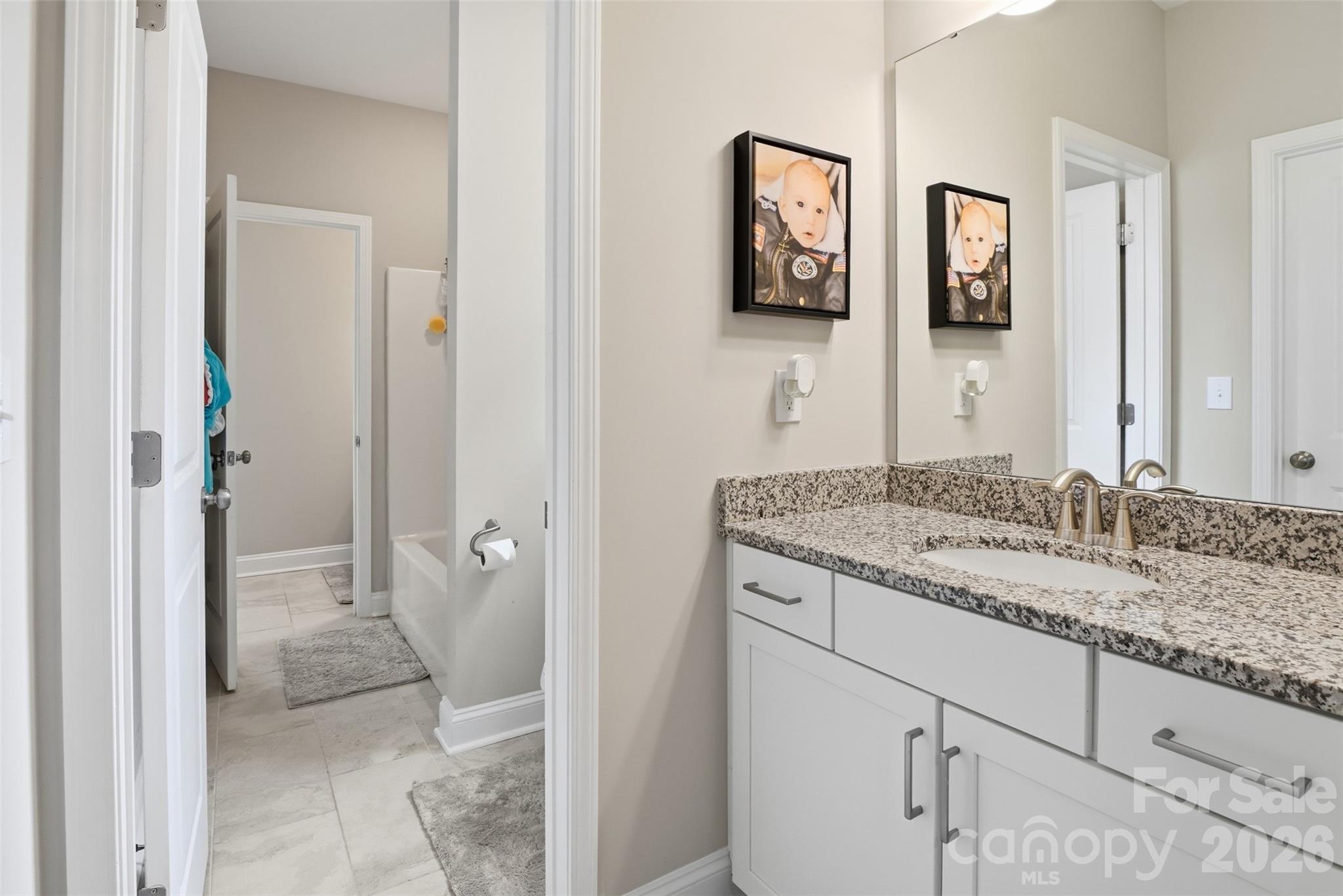 2705 Suffolk Place Property Photo 35