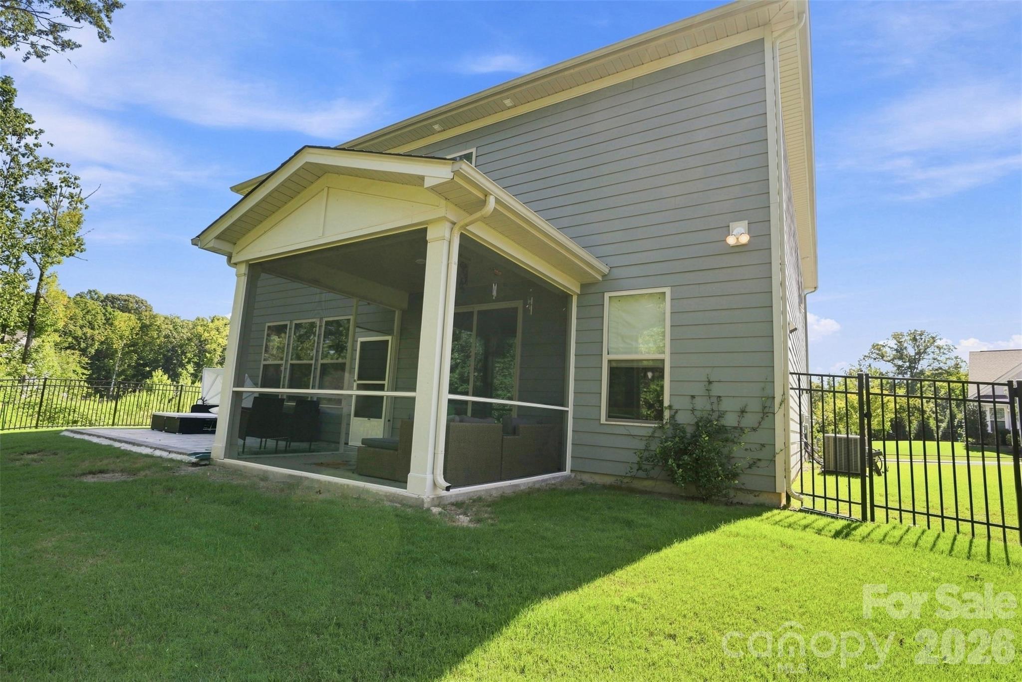 2705 Suffolk Place Property Photo 42