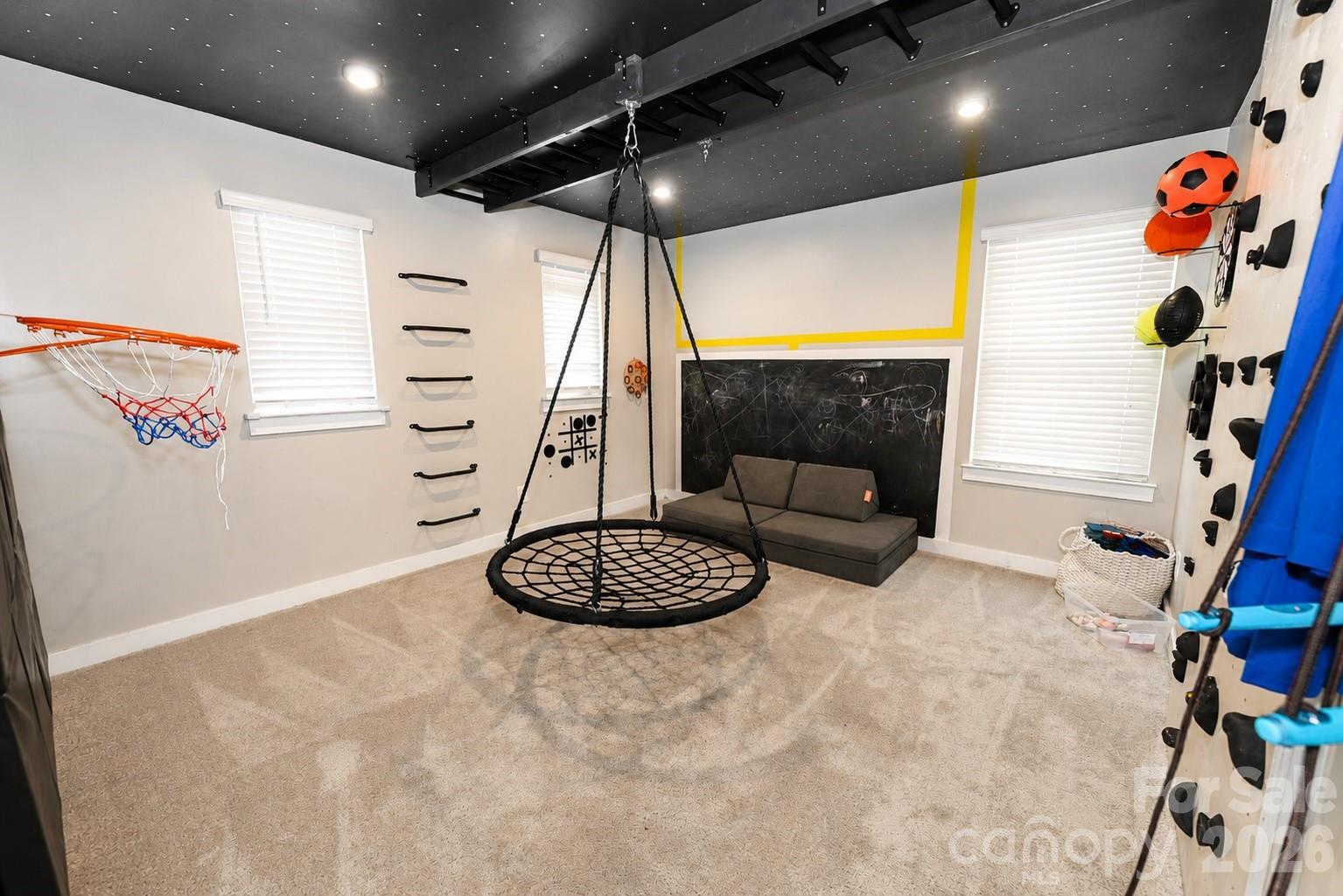 208 Tetcott Street Property Photo 18