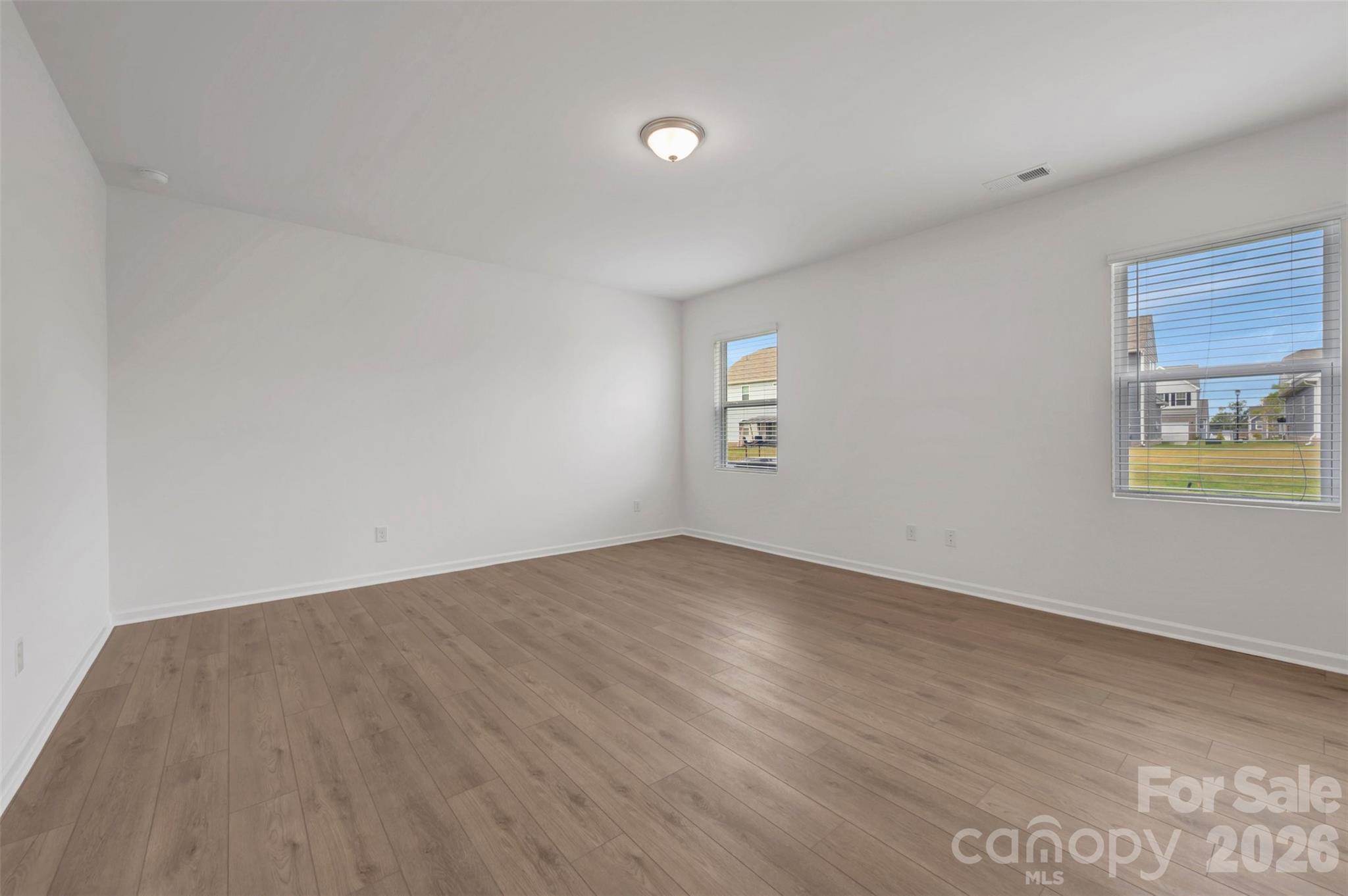 629 Willoughby Park Drive Property Photo 11