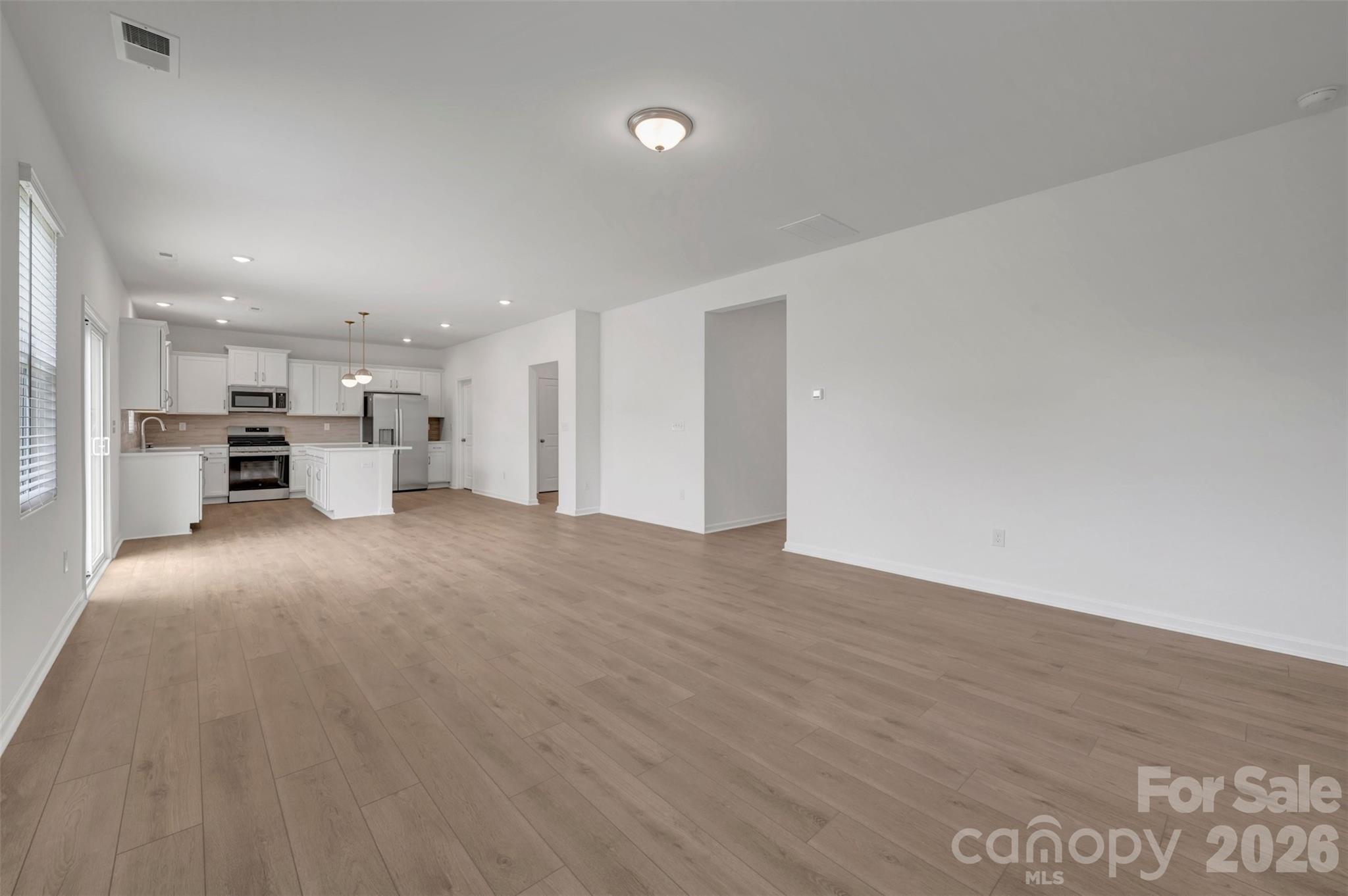 629 Willoughby Park Drive Property Photo 14