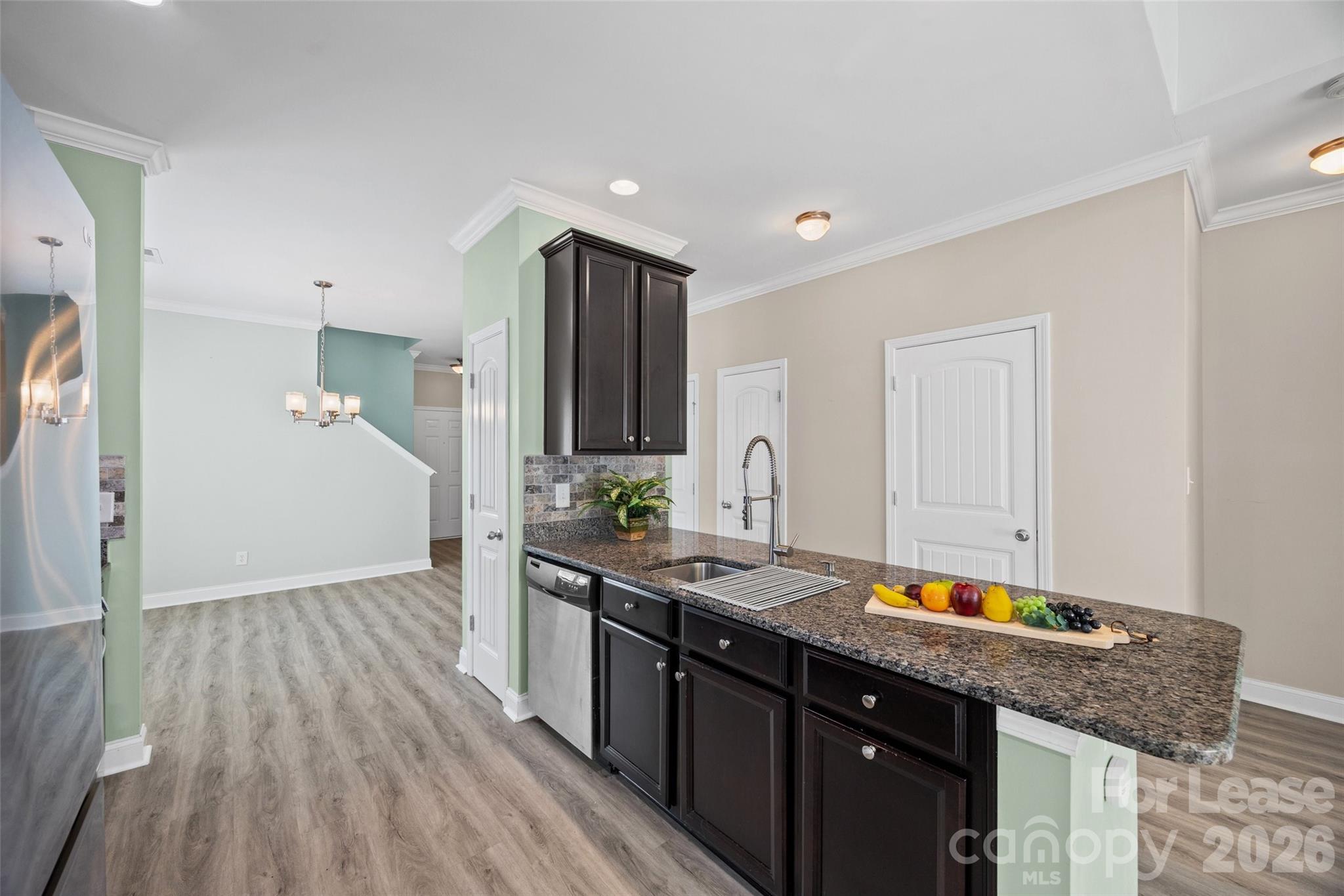 2090 Shady Pond Drive Property Photo 8