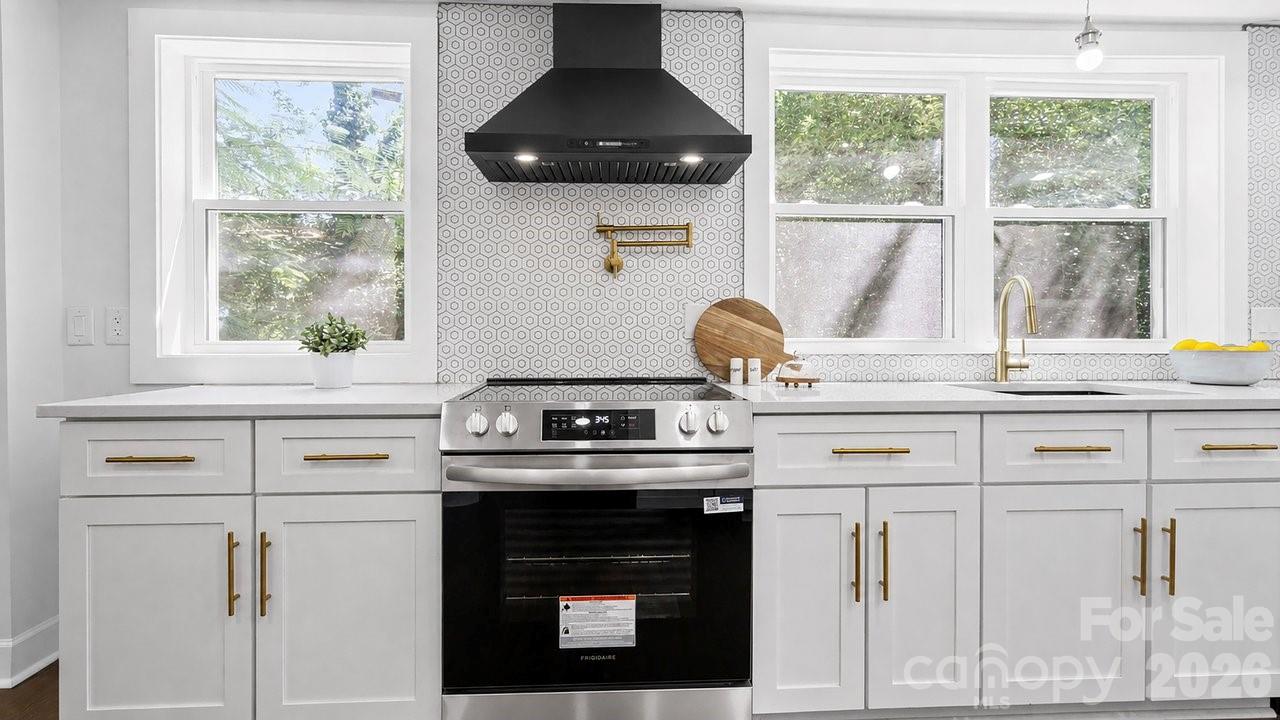 4115 N Sharon Amity Road Property Photo 4