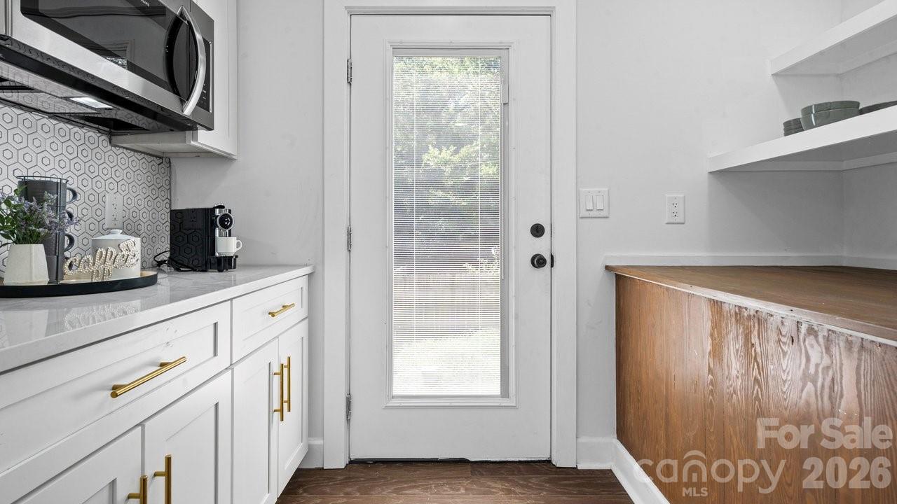 4115 N Sharon Amity Road Property Photo 6