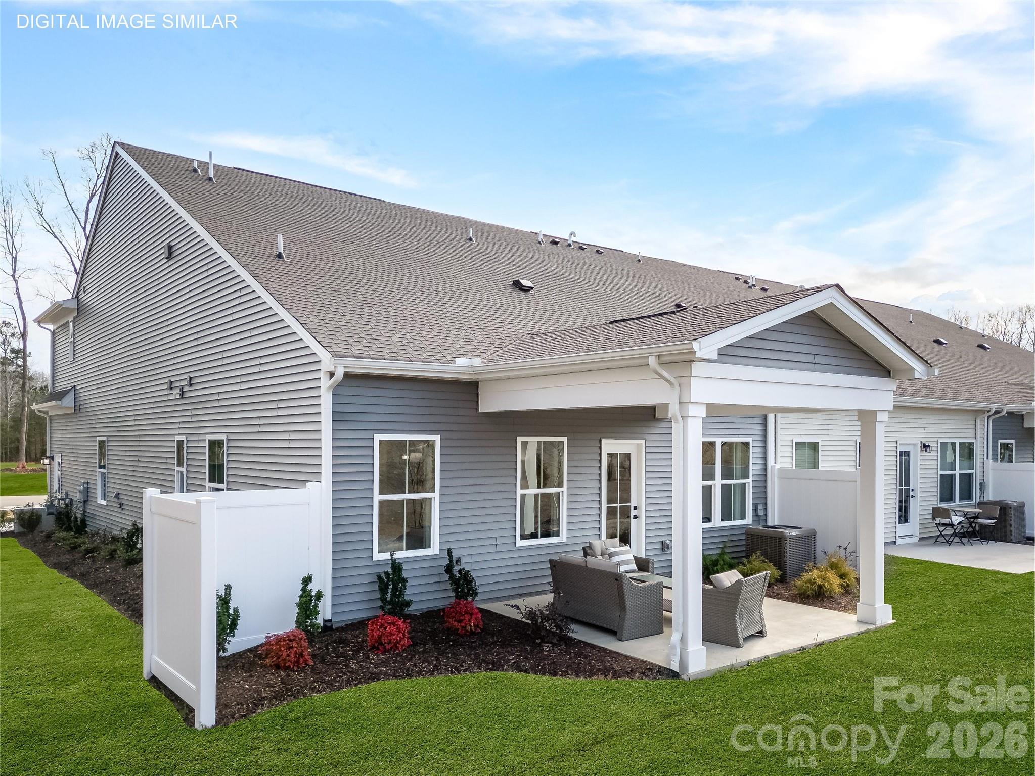 11166 Emerson Landing Drive Property Photo 2