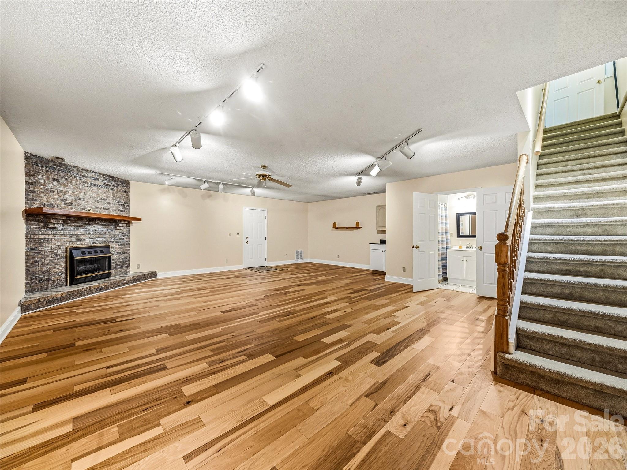 206 Camellia Way Property Photo 18