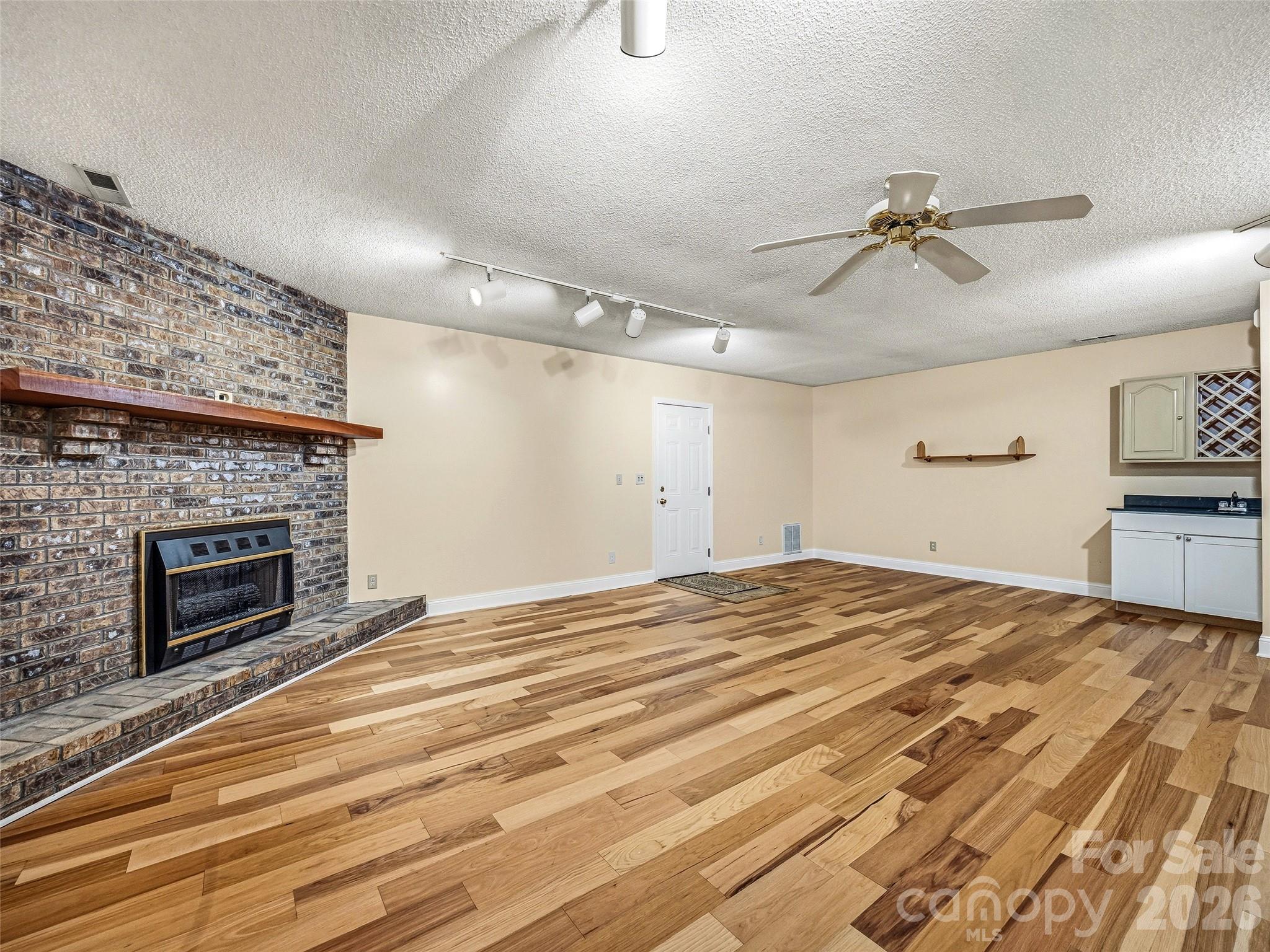 206 Camellia Way Property Photo 19