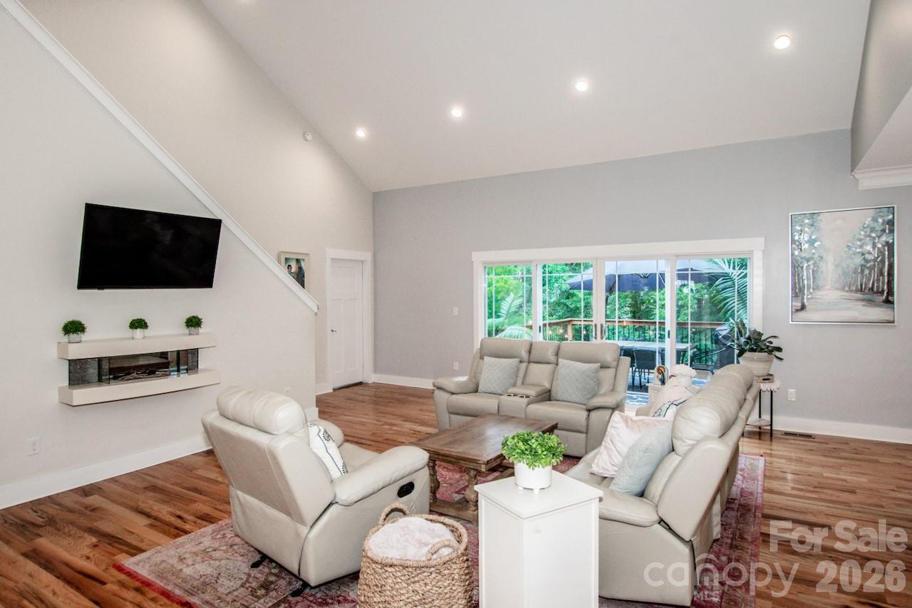 155 Wood Acre Drive Property Photo 23