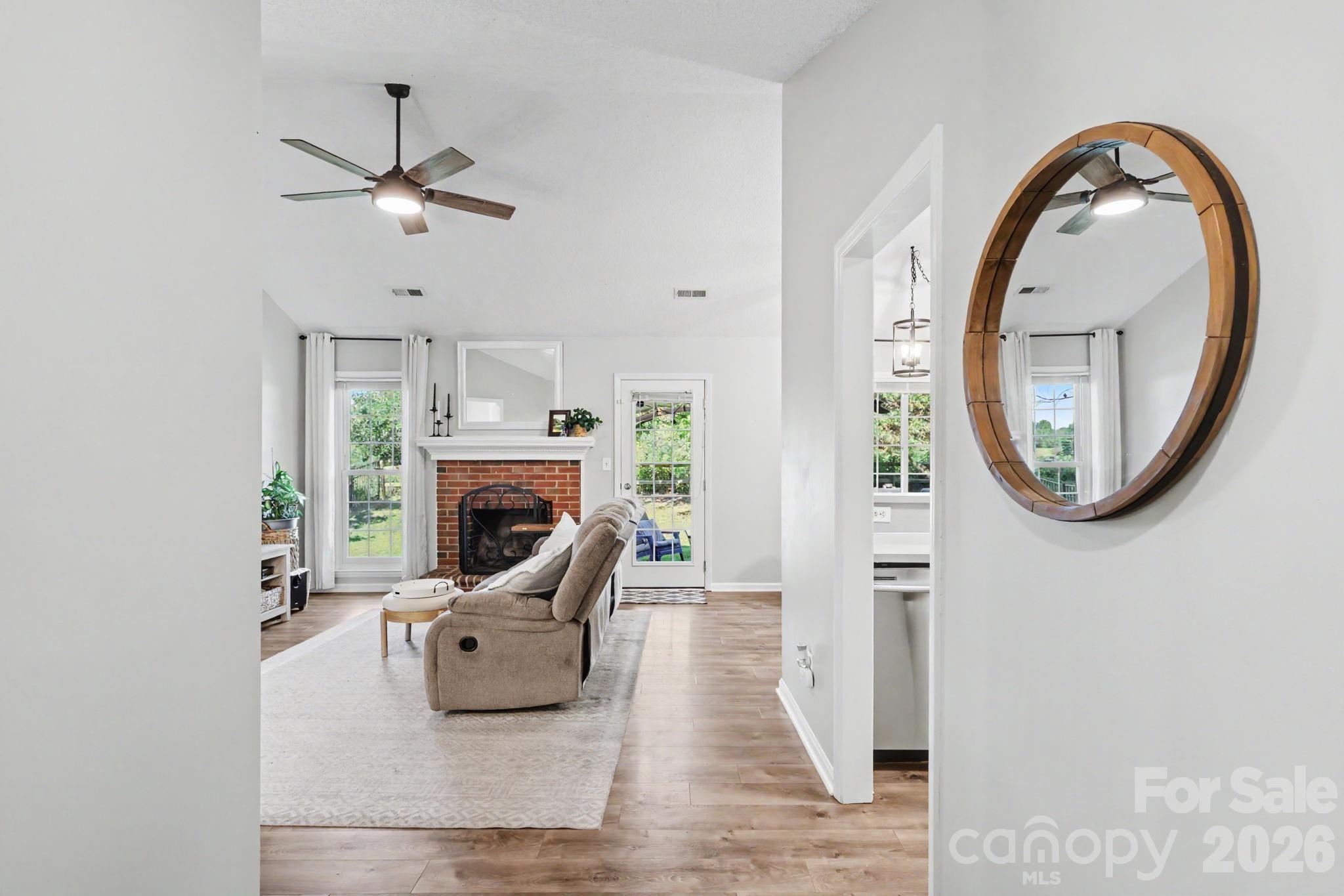 3311 Brookstone Trail Property Photo 5