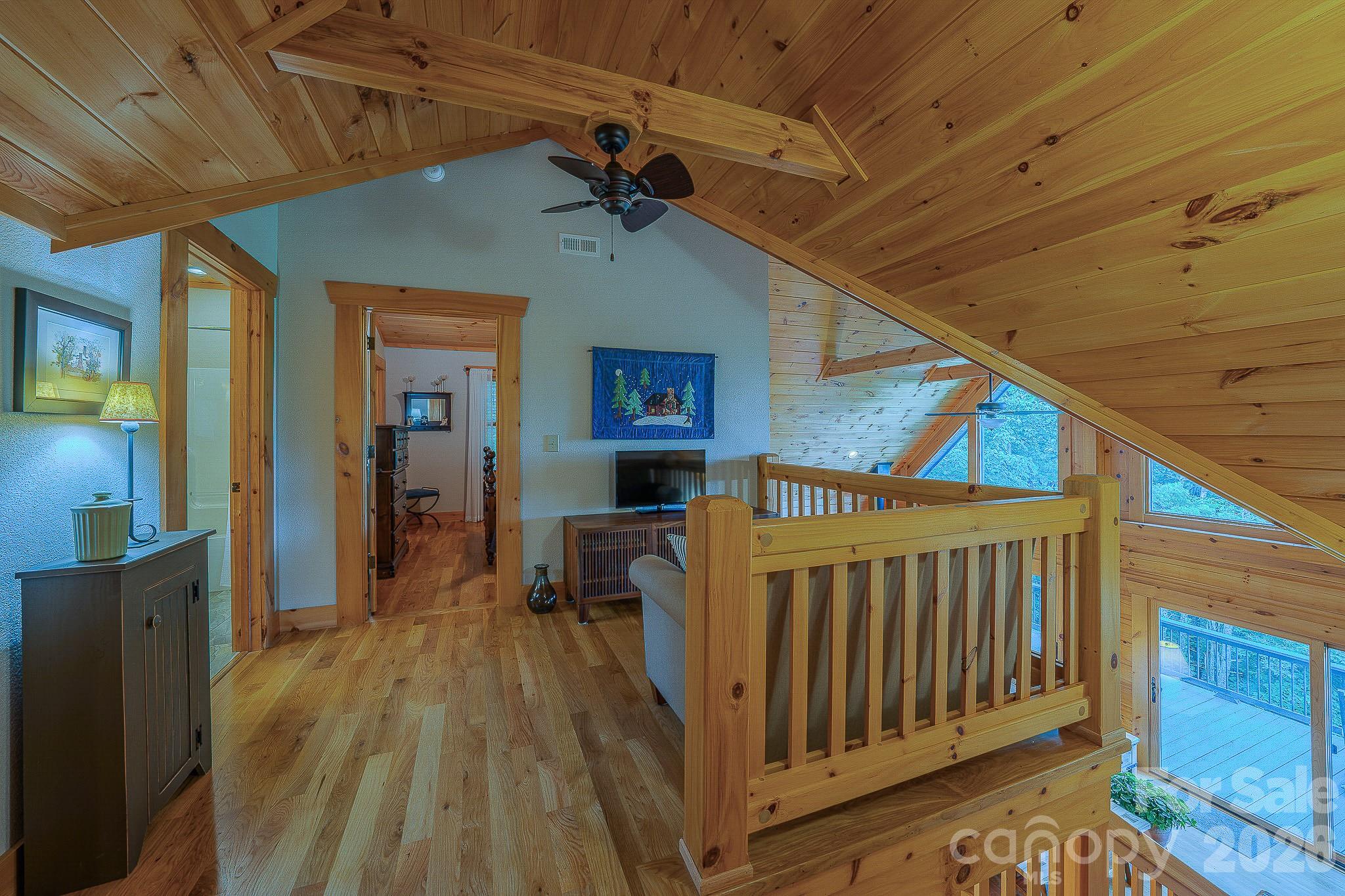 1016 Horizon Trail Property Photo 24