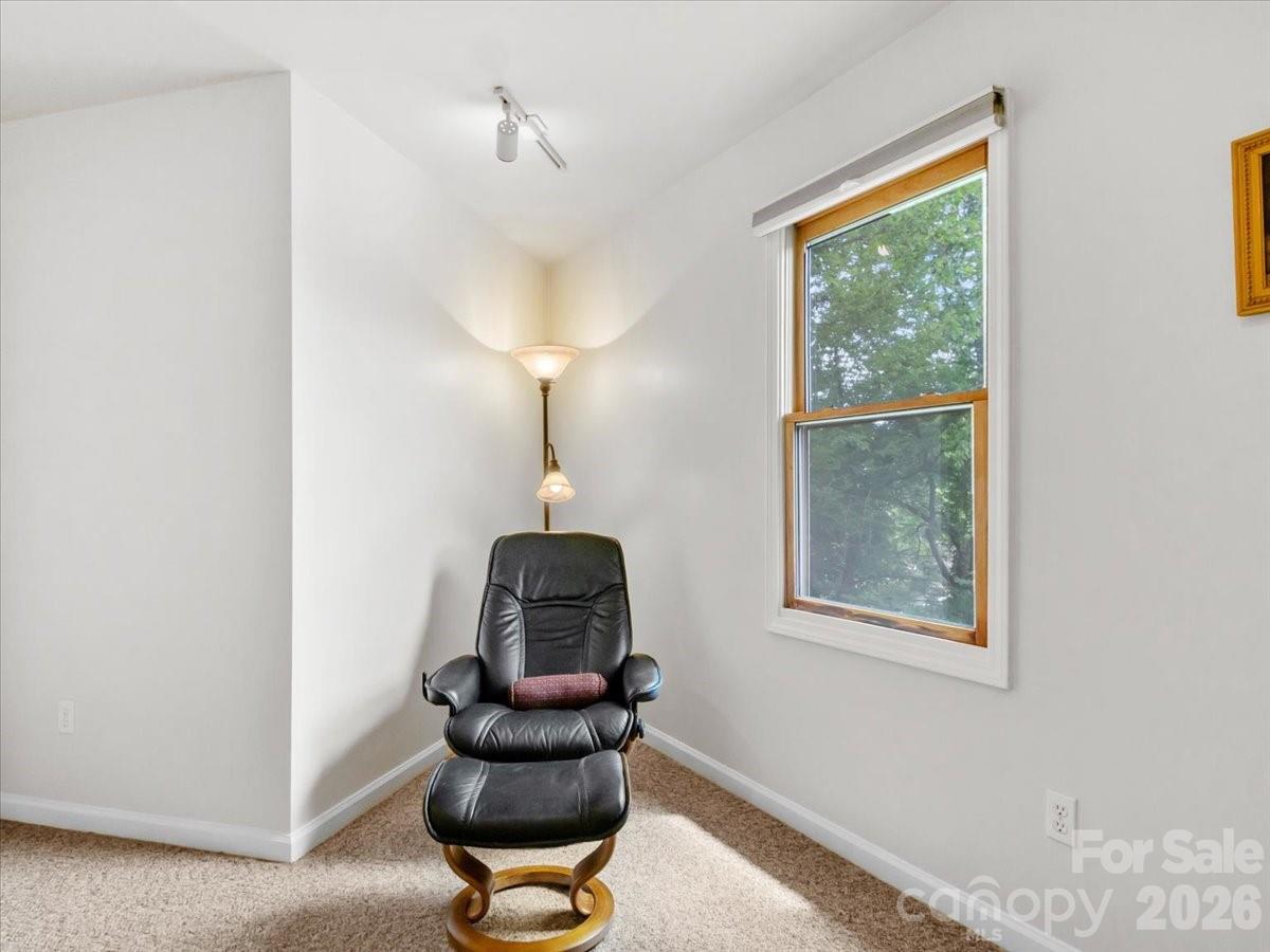 96 Woodrow Avenue Property Photo 24