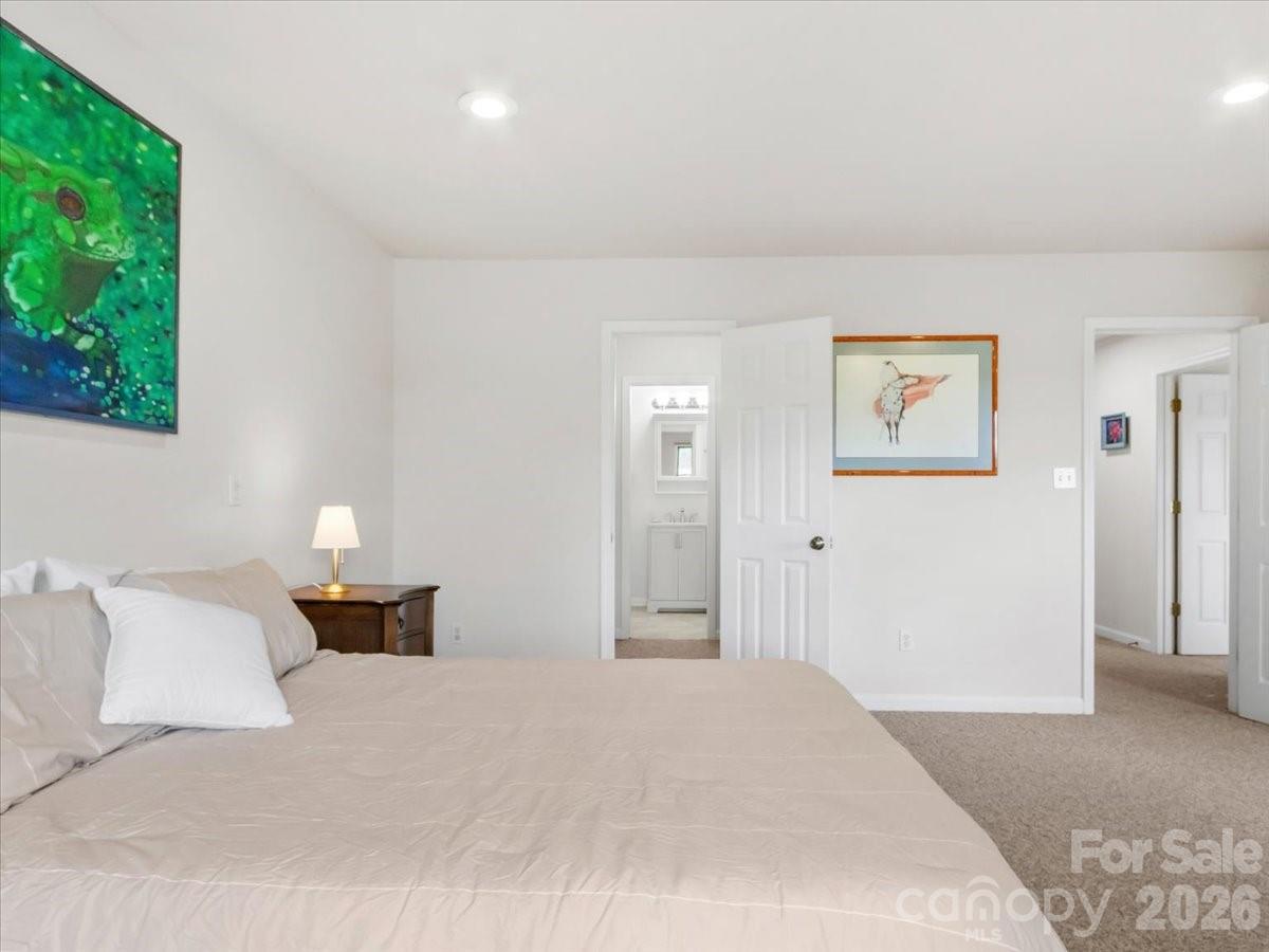 96 Woodrow Avenue Property Photo 28