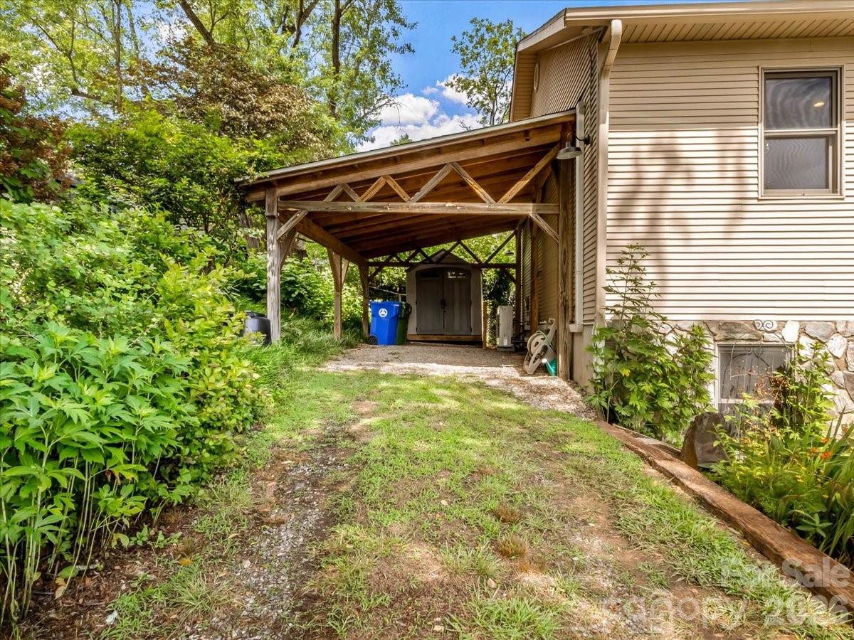 96 Woodrow Avenue Property Photo 33