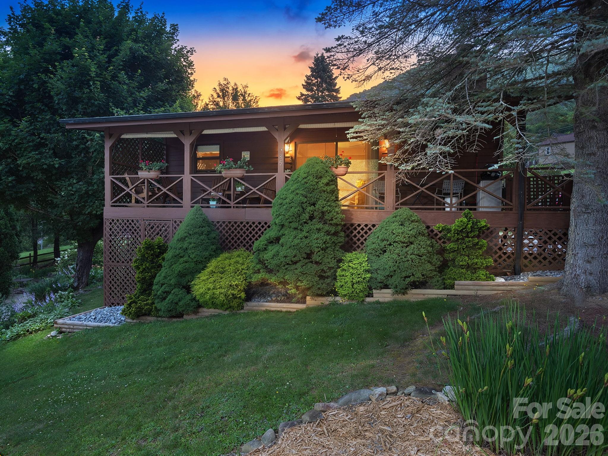 85 Hillcrest Road Property Photo 2
