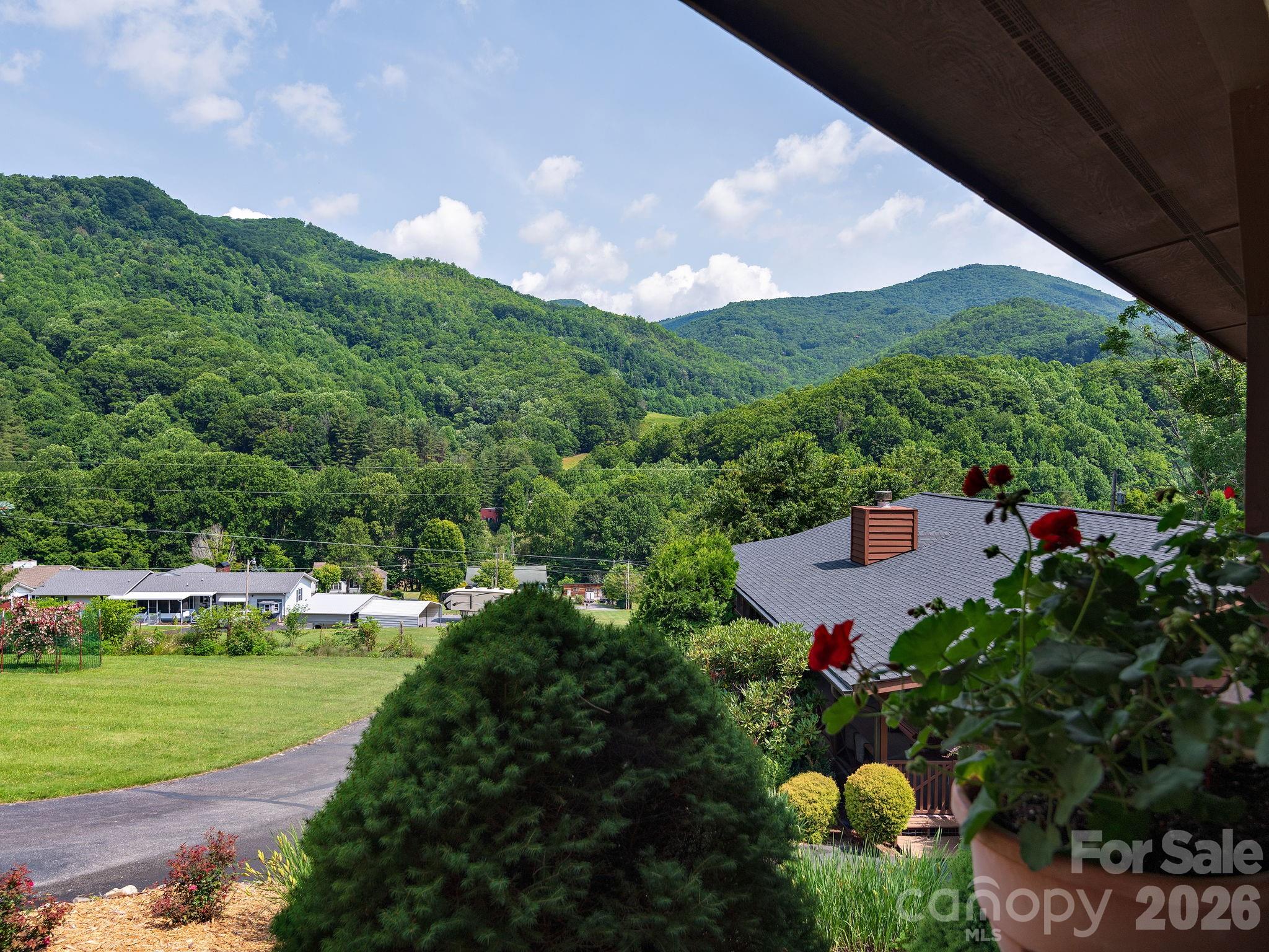 85 Hillcrest Road Property Photo 22