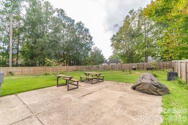 7115 Powder Mill Place Property Photo 3
