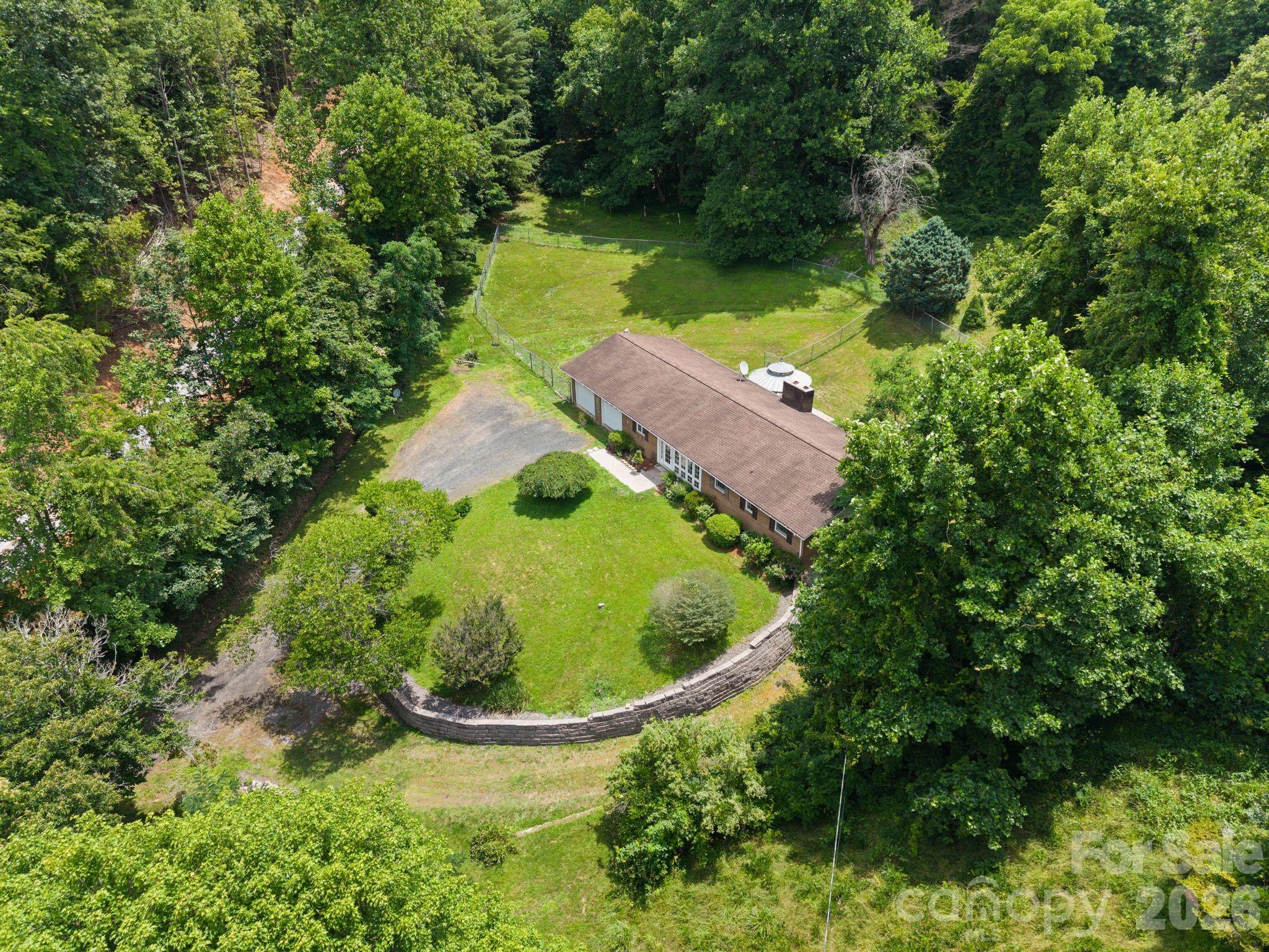 528 Baccus Siding Road Property Photo 1