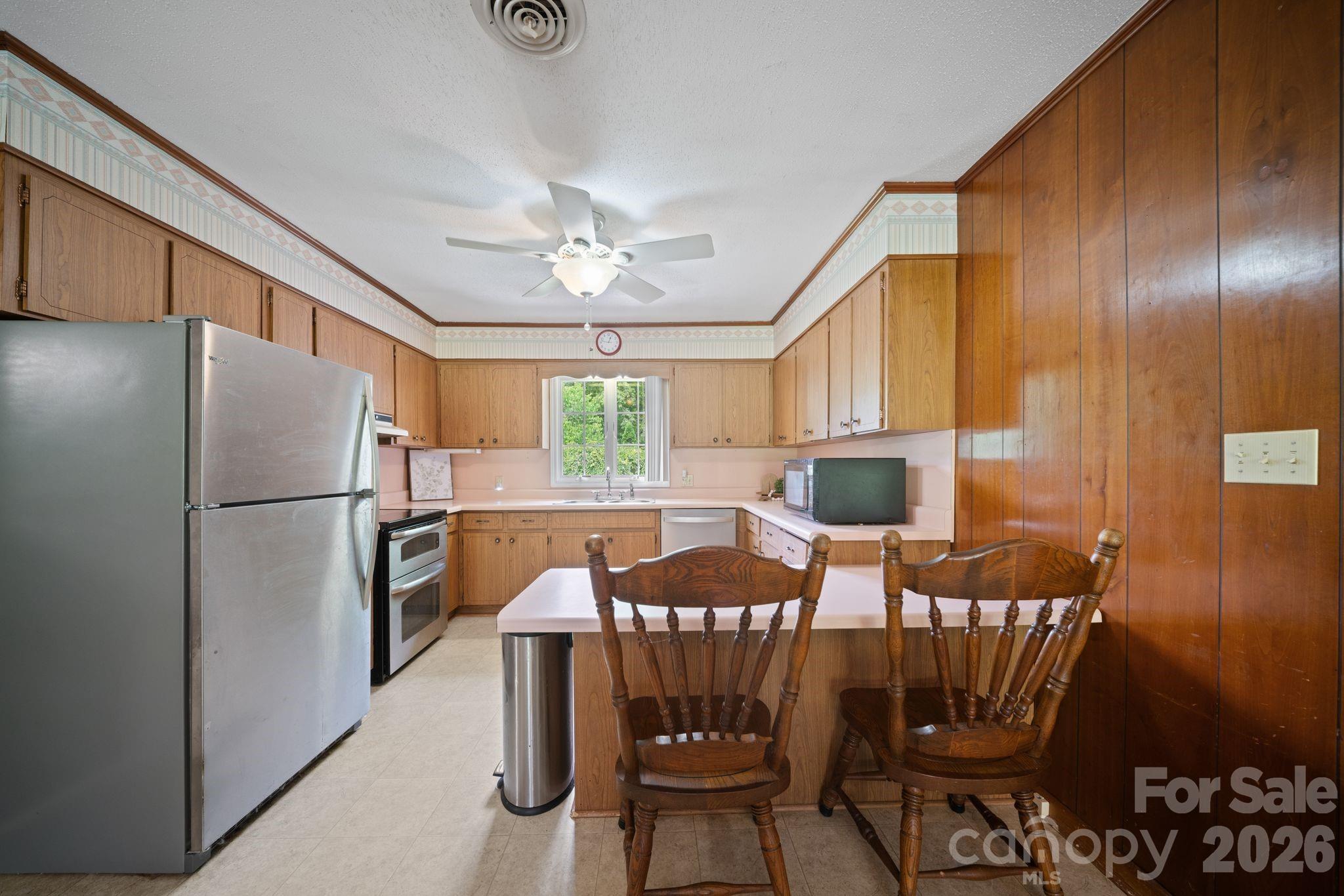 528 Baccus Siding Road Property Photo 6