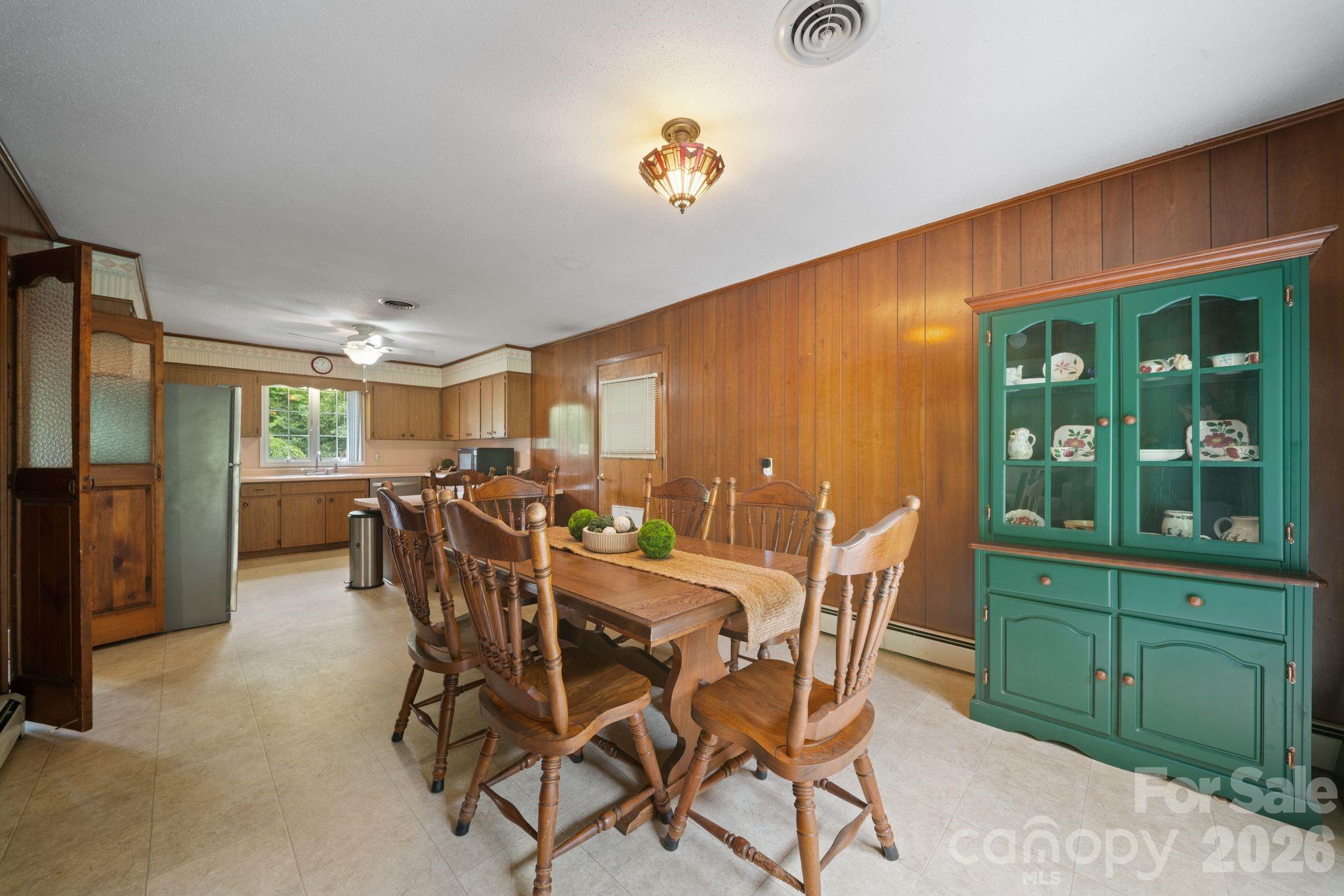 528 Baccus Siding Road Property Photo 7