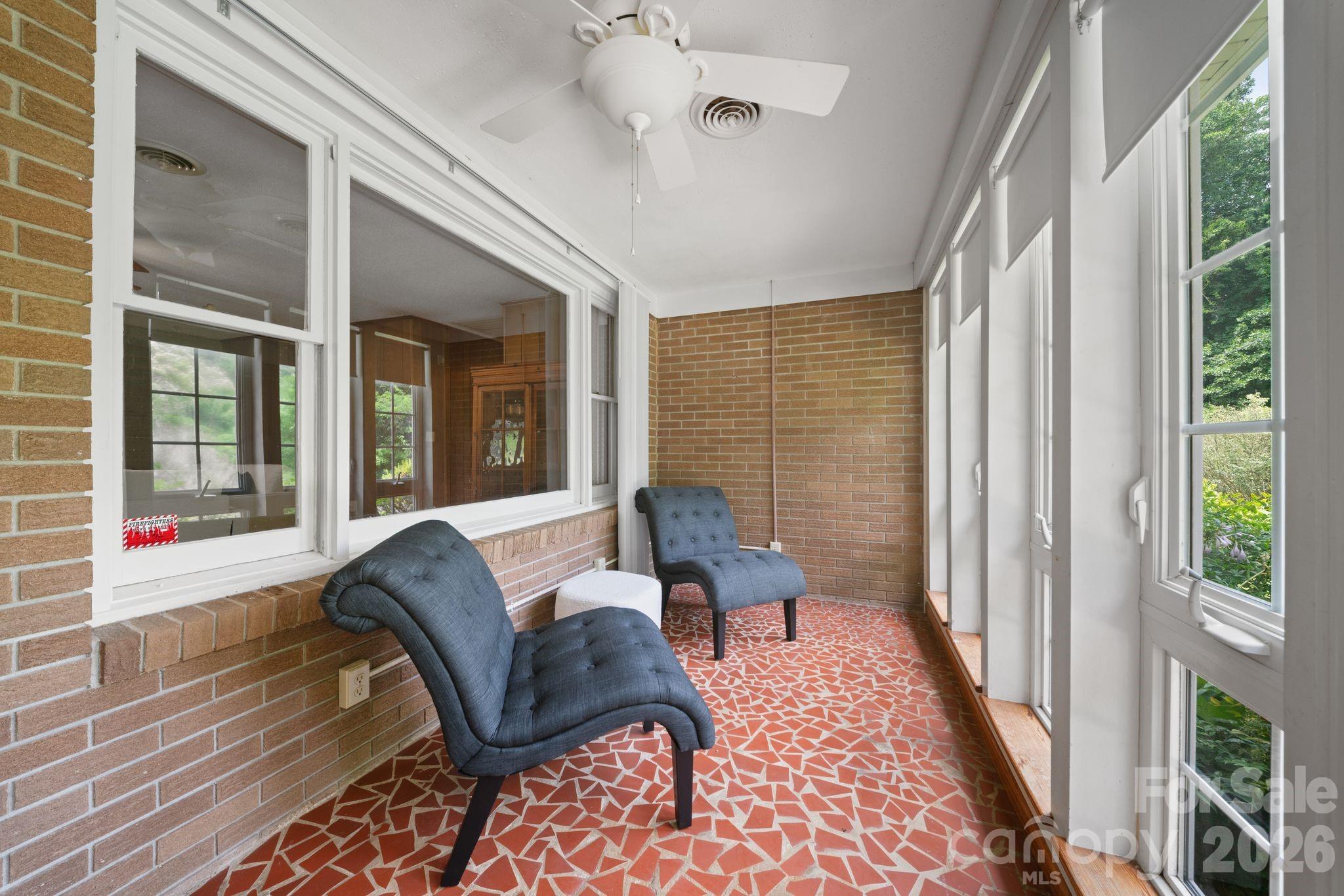 528 Baccus Siding Road Property Photo 10