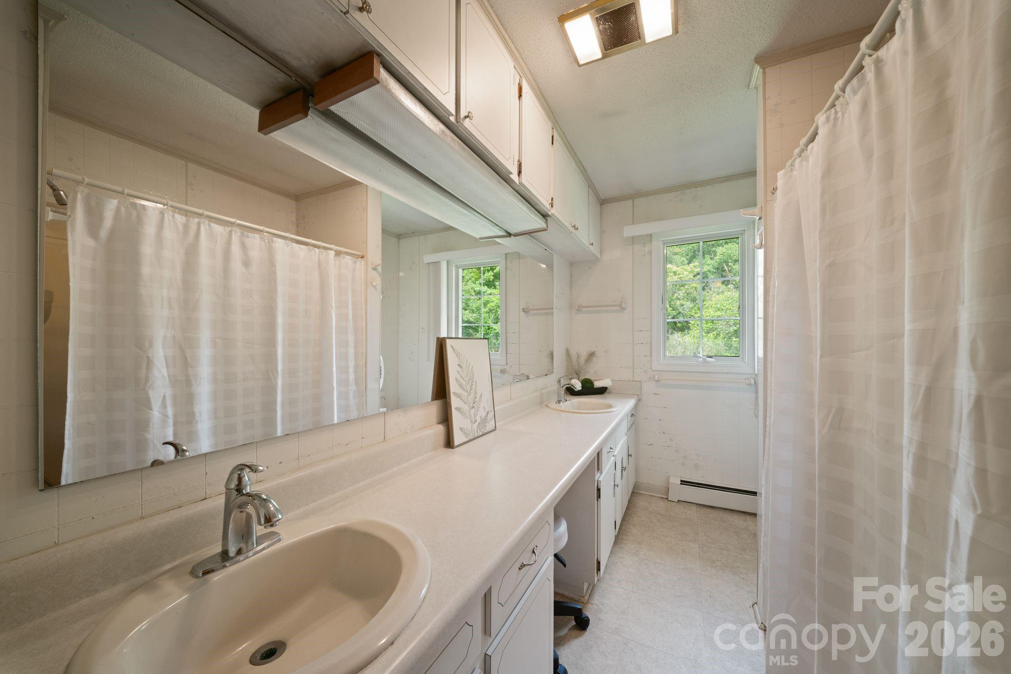 528 Baccus Siding Road Property Photo 13