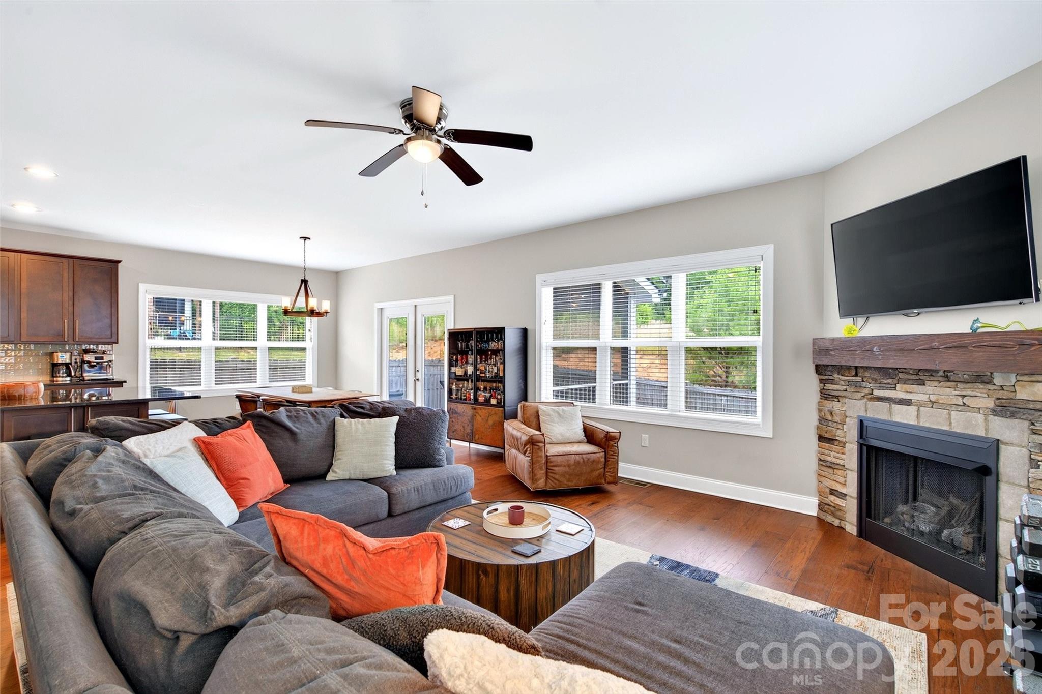 22 Tudor Way Property Photo 10