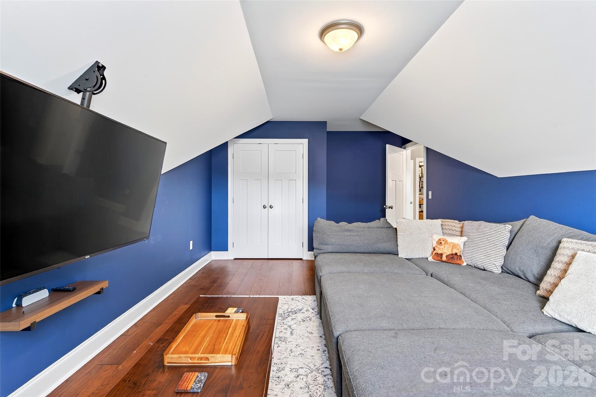 22 Tudor Way Property Photo 41