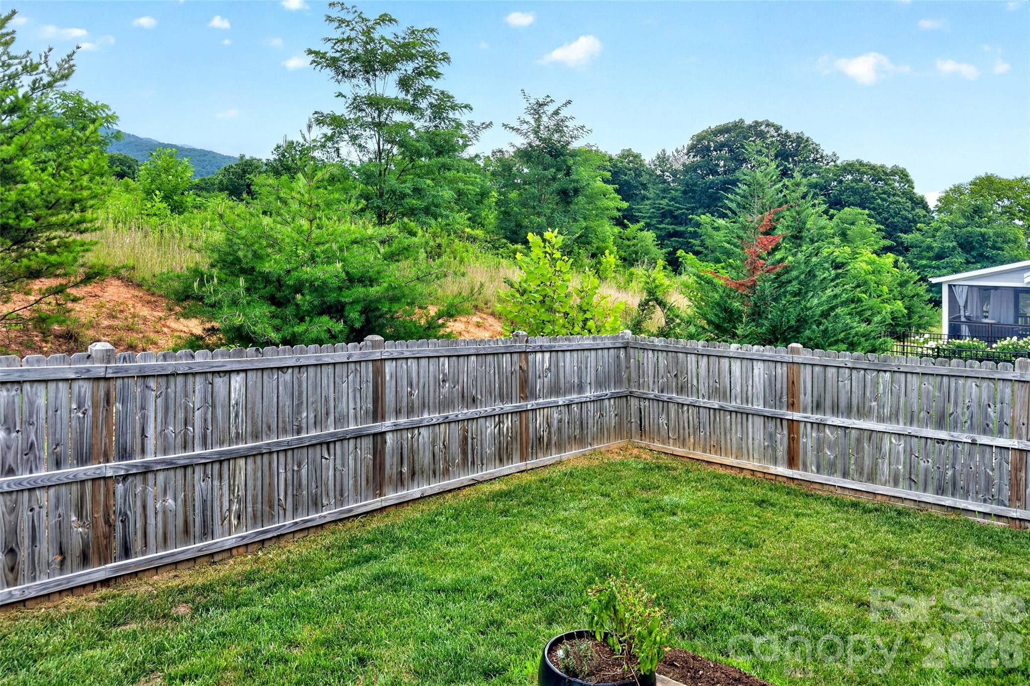 22 Tudor Way Property Photo 46