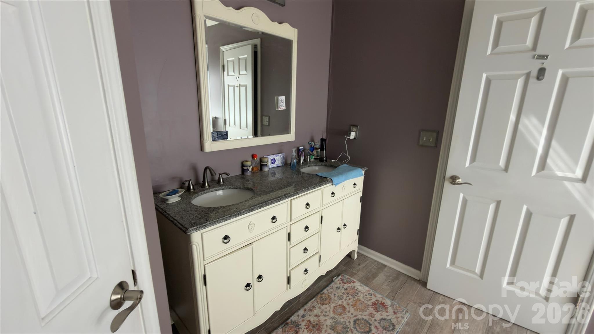 5227 Eagle Creek Drive Property Photo 11