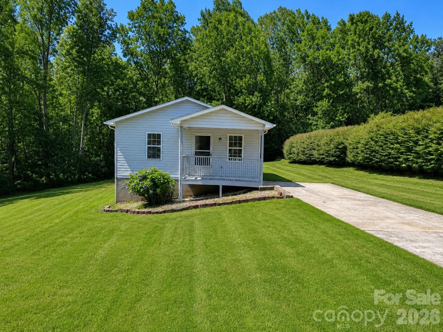 4843 Mayfield Drive Property Photo 1