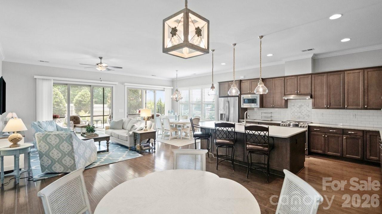 261 Stone Mountain Way Property Photo 7