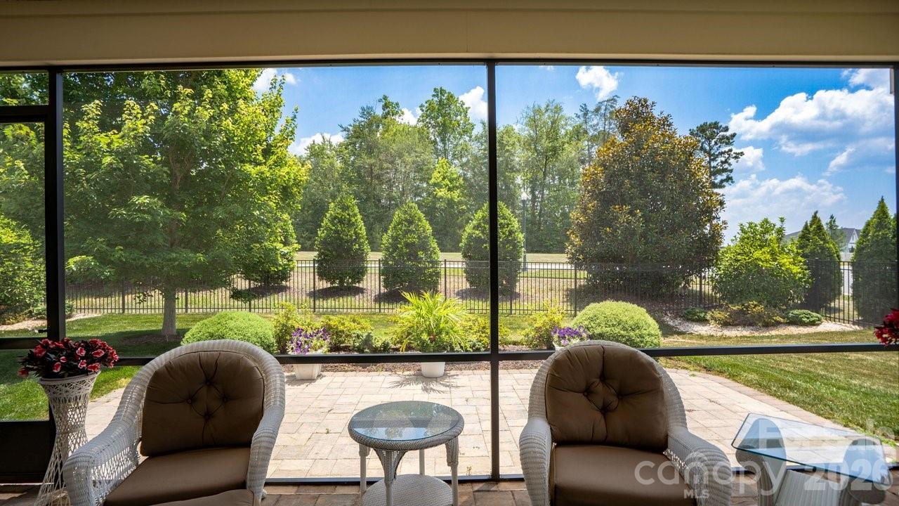 261 Stone Mountain Way Property Photo 18