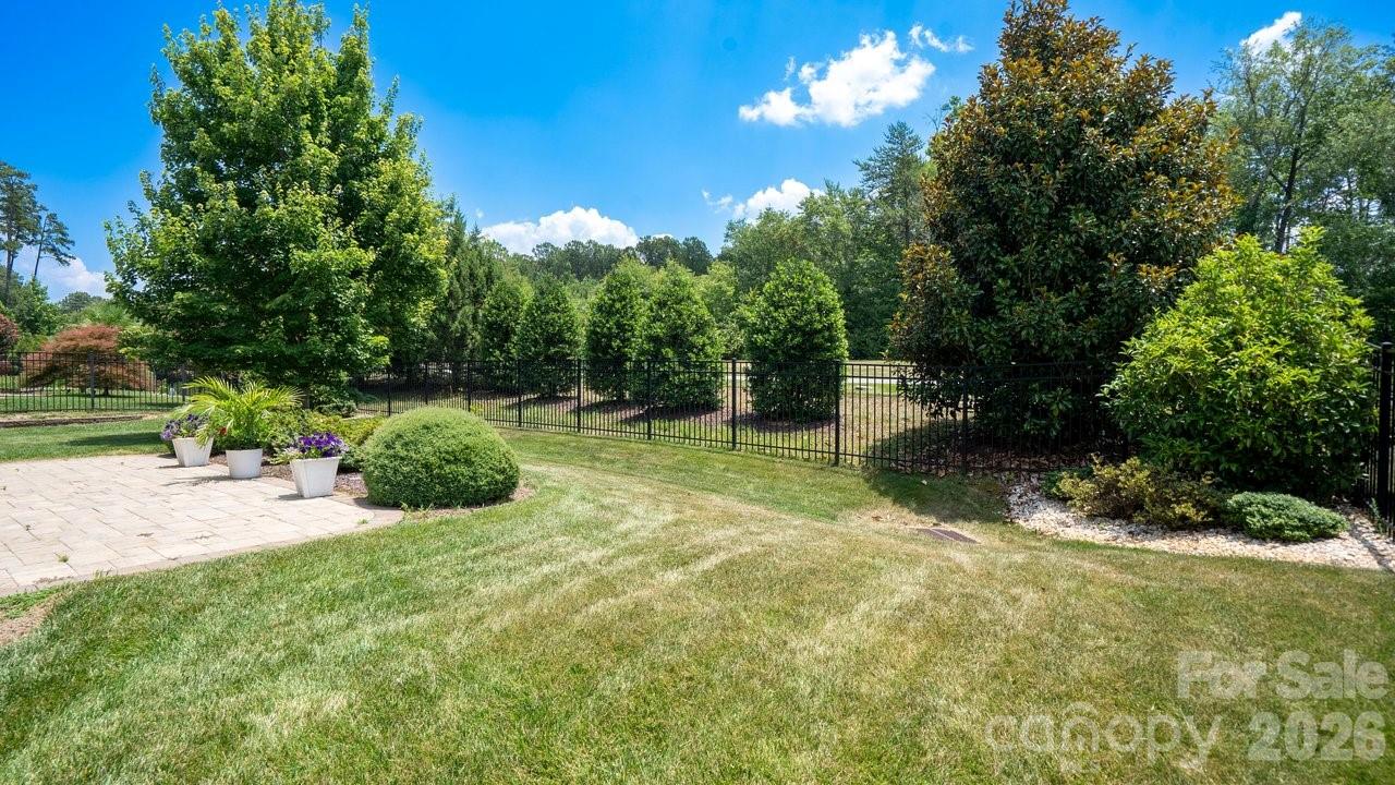 261 Stone Mountain Way Property Photo 20