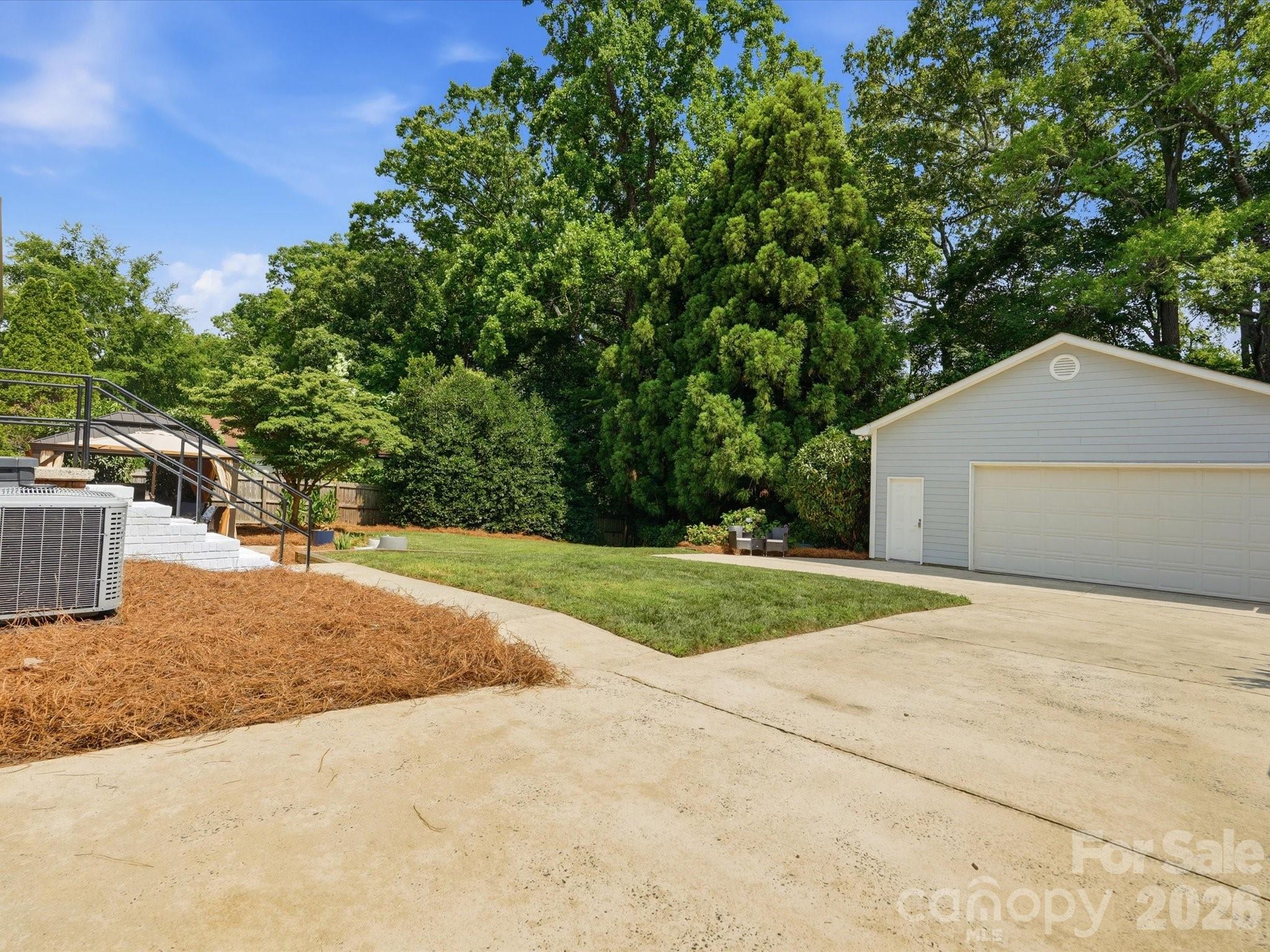 1730 Delchester Drive Property Photo 40
