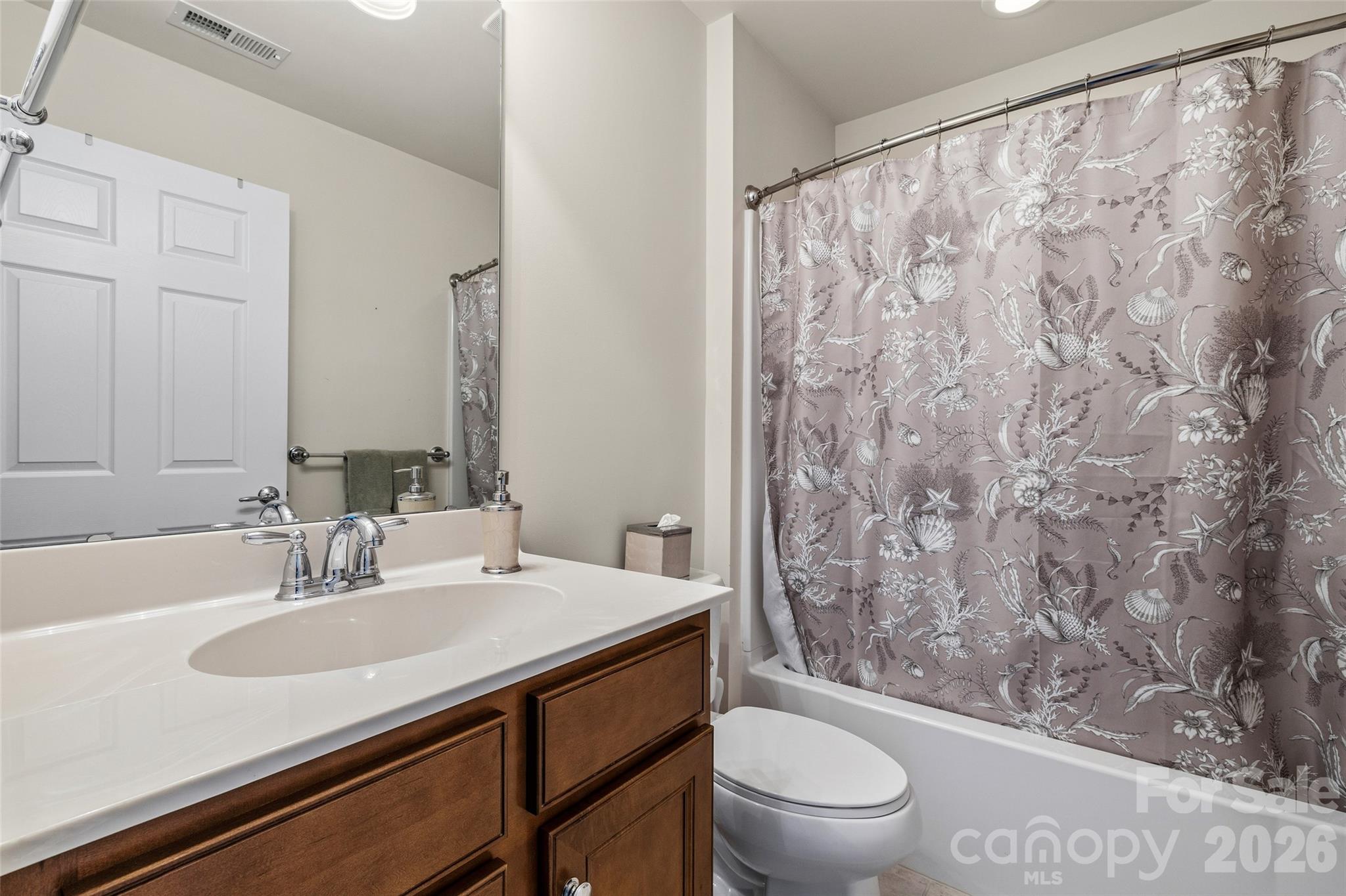 2096 Kennedy Drive Property Photo 25