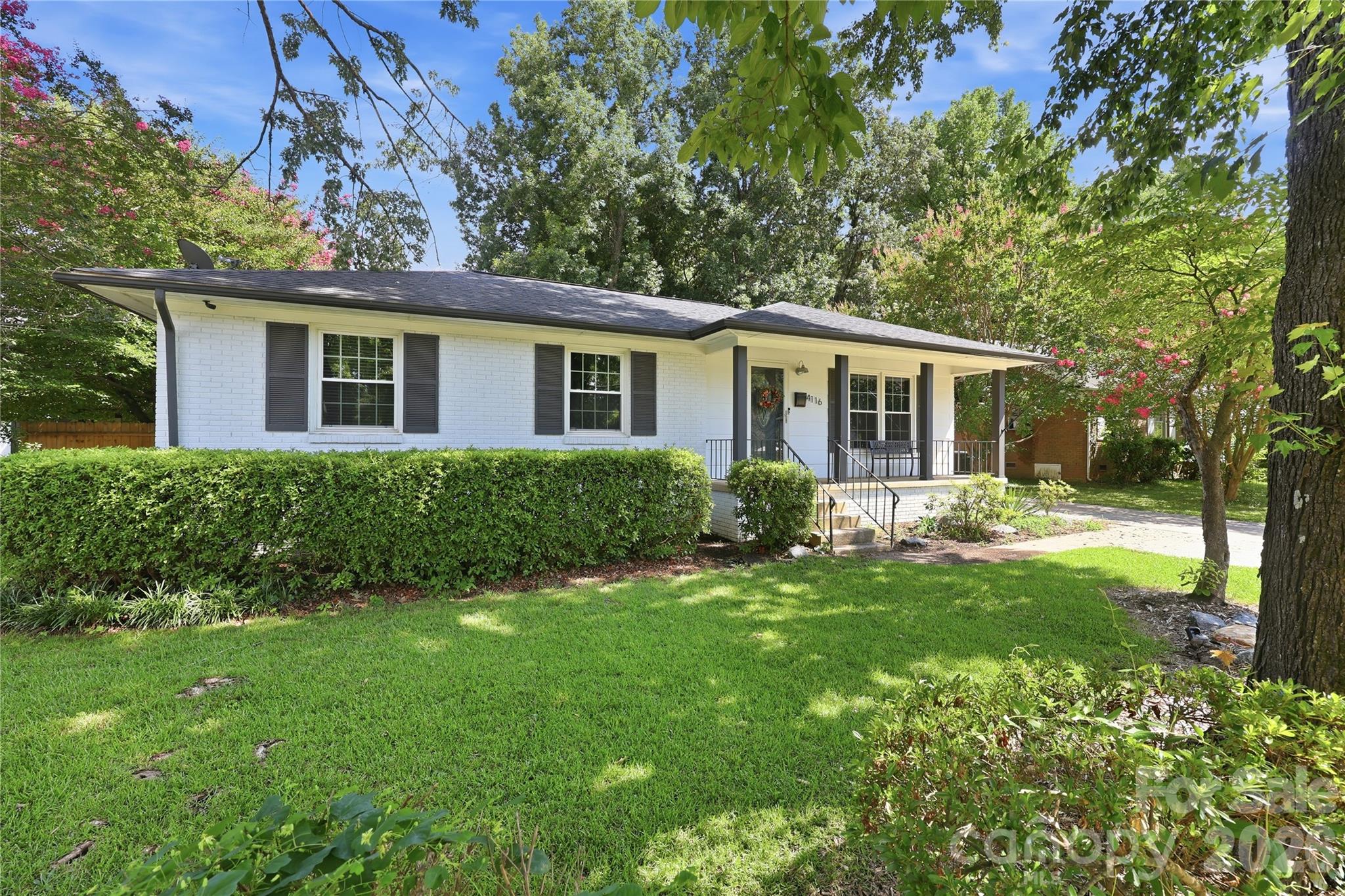 4116 Tipperary Place Property Photo 2