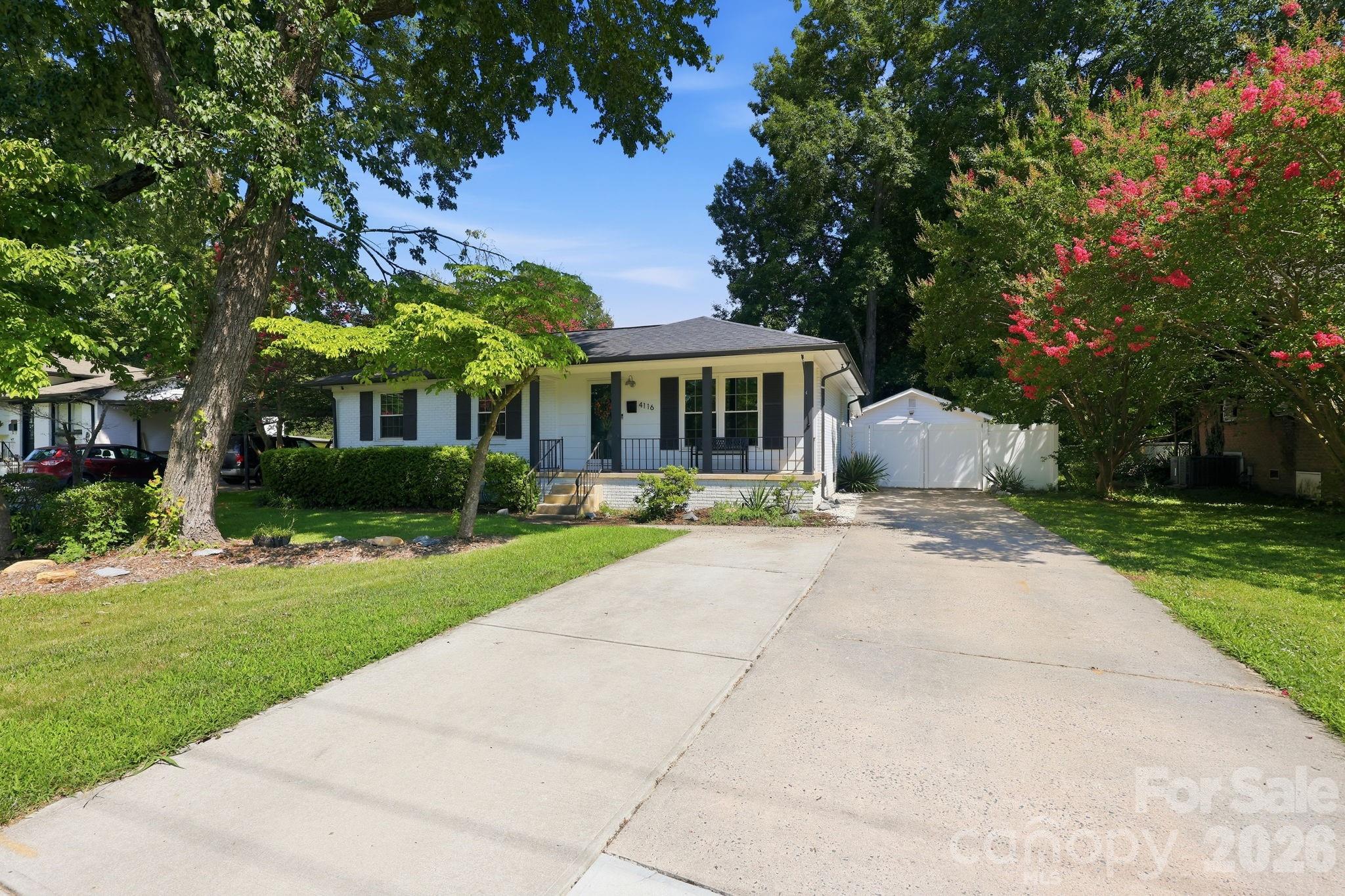 4116 Tipperary Place Property Photo 8