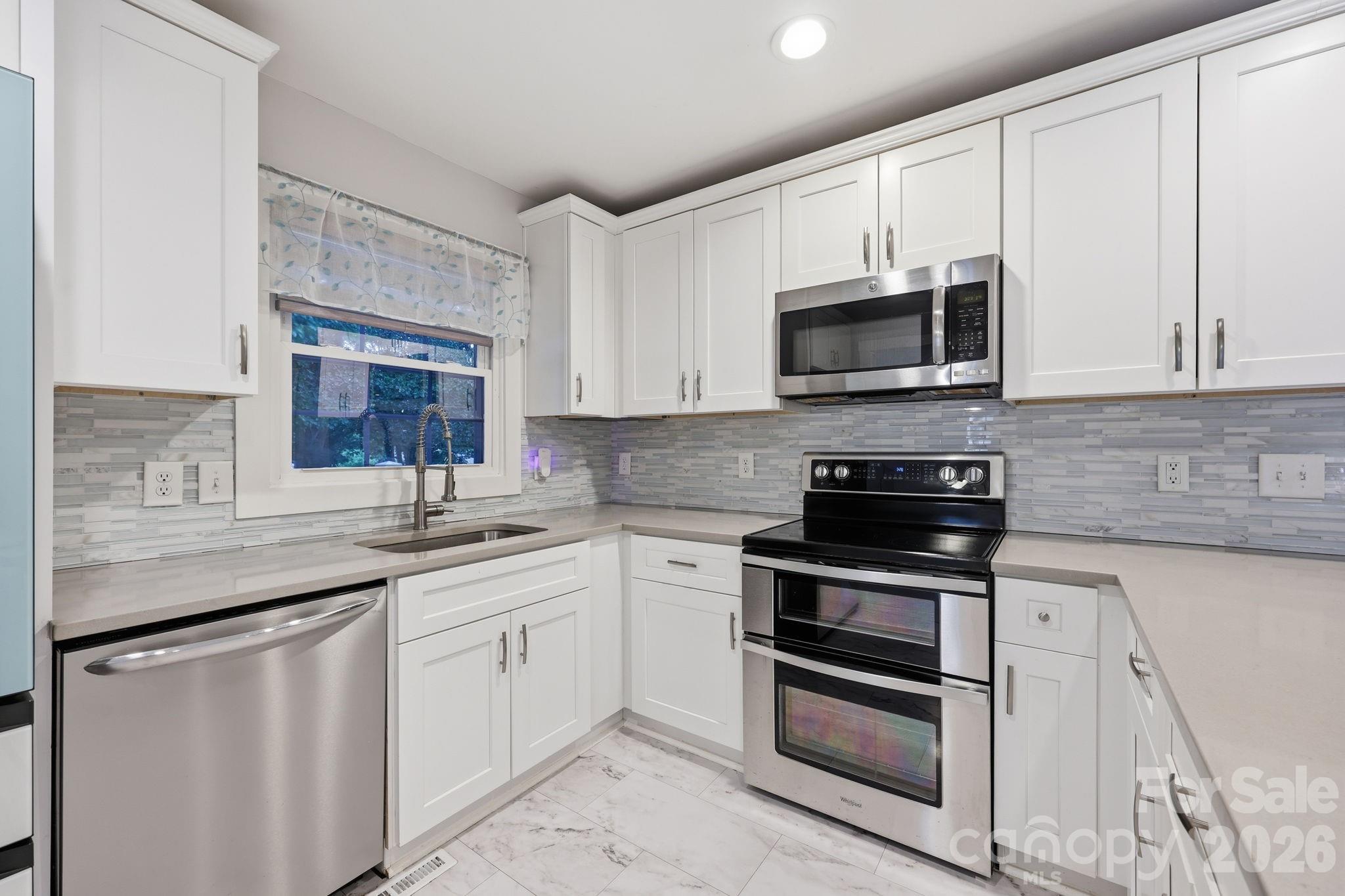 4116 Tipperary Place Property Photo 13