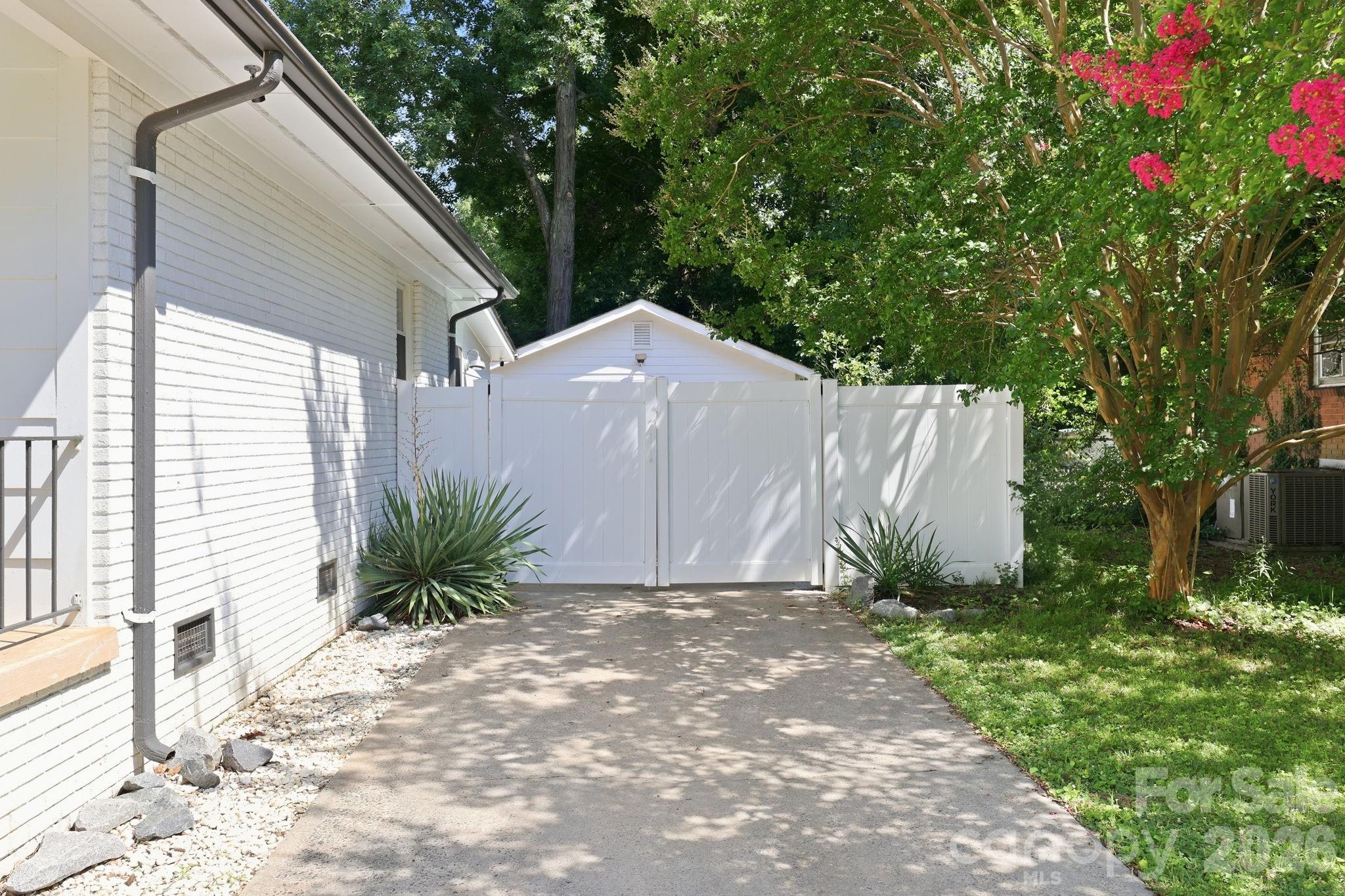 4116 Tipperary Place Property Photo 26