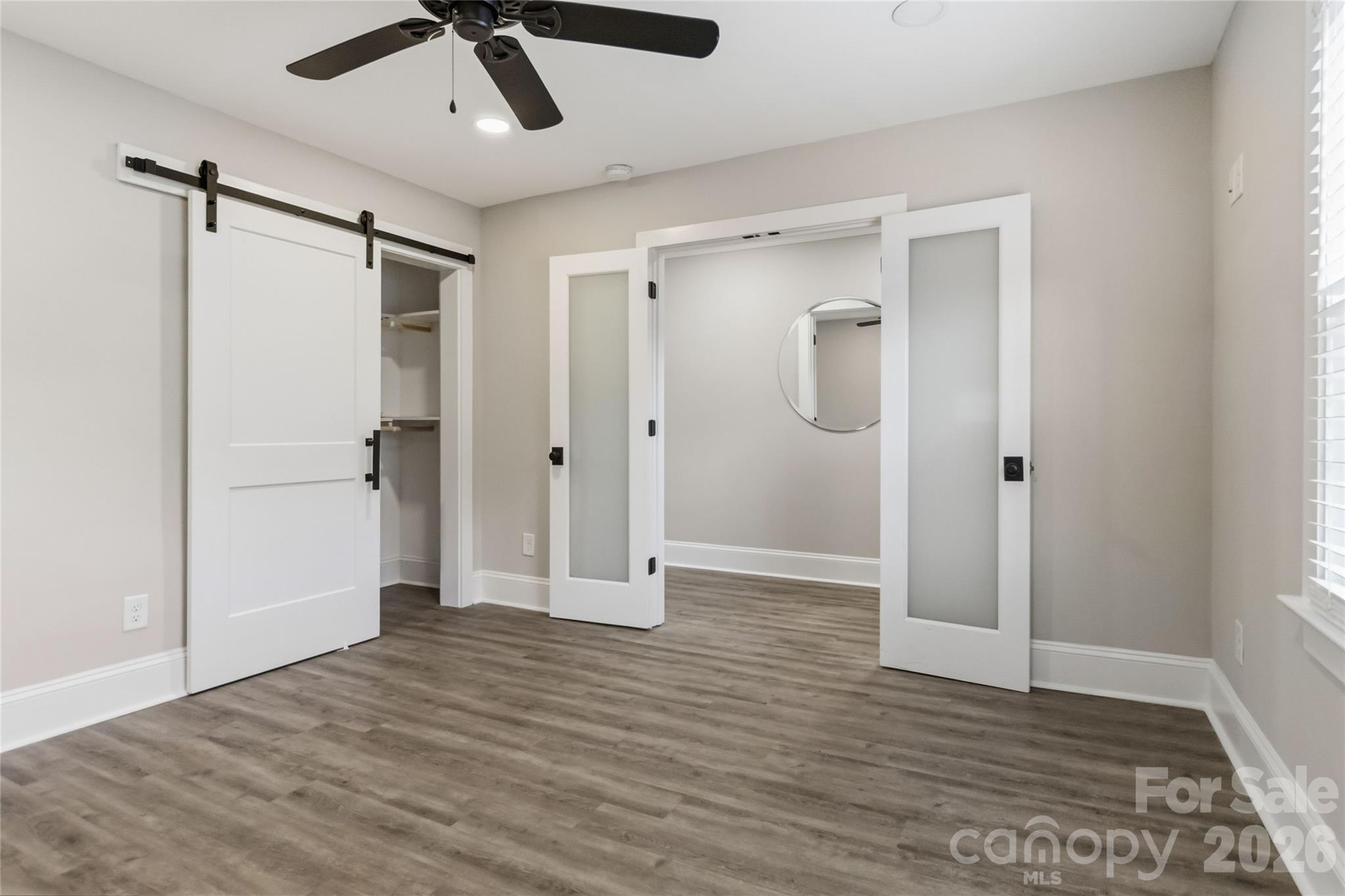 201 W Elm Street Property Photo 12