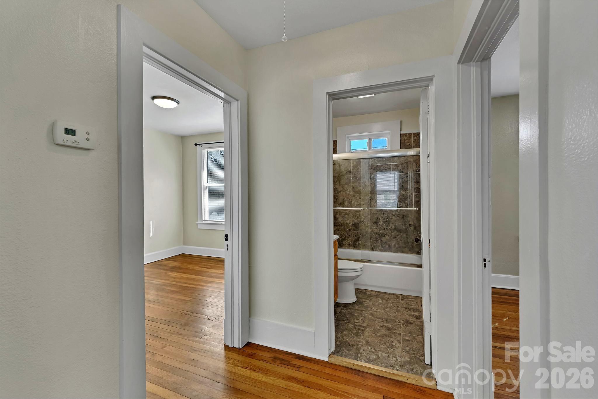 10 Enka Oak Street Property Photo 21