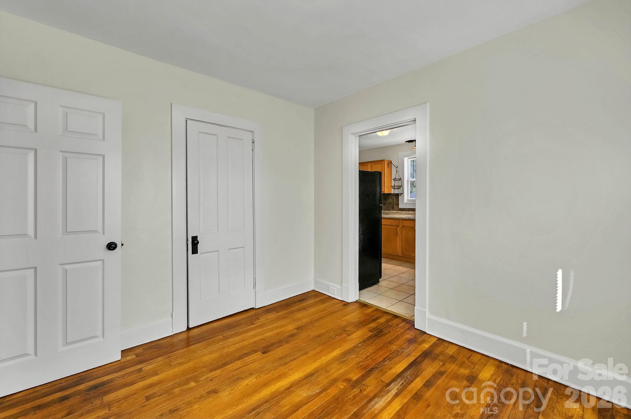 10 Enka Oak Street Property Photo 24