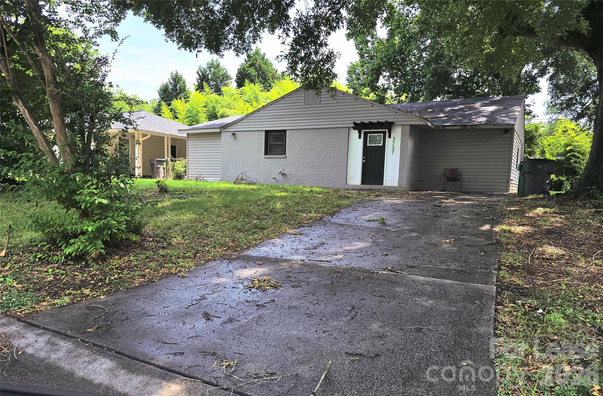 2727 Englehardt Street Property Photo 2