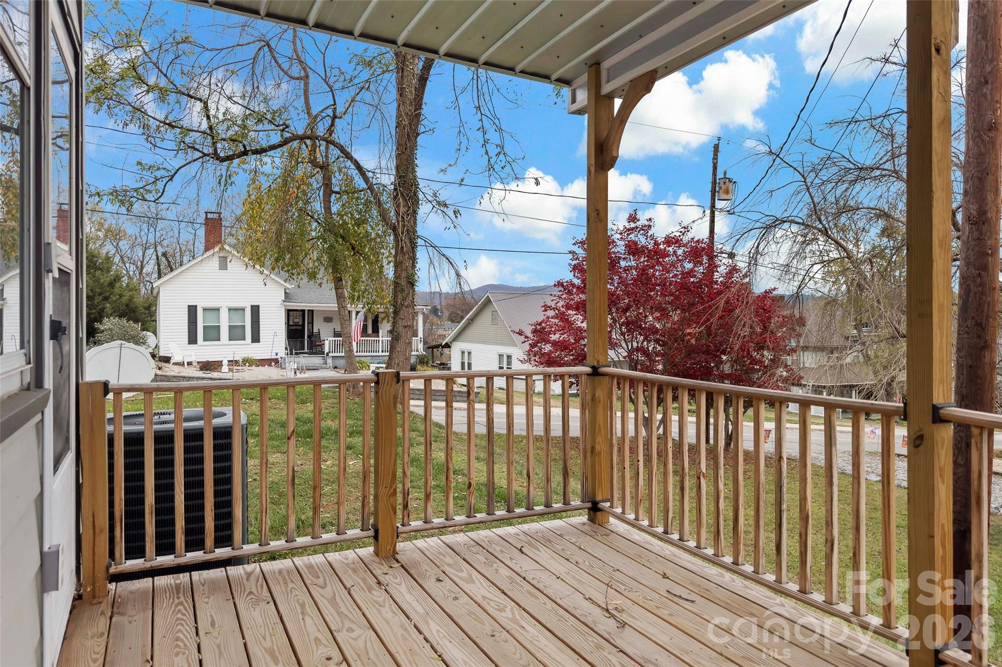 141 N Madison Street Property Photo 21